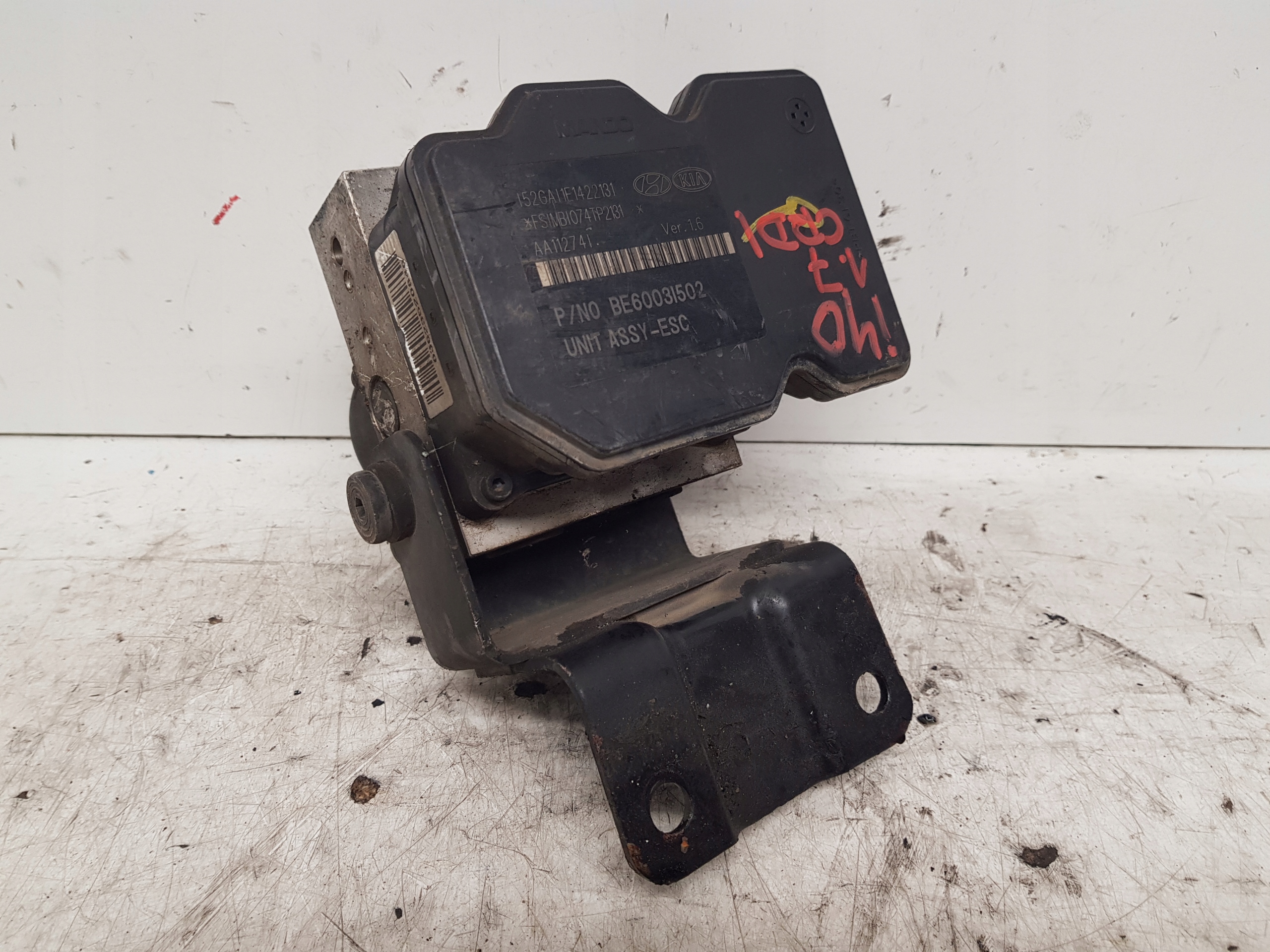 HYUNDAI I40 58920-3Z910 POMPA ABS 2011