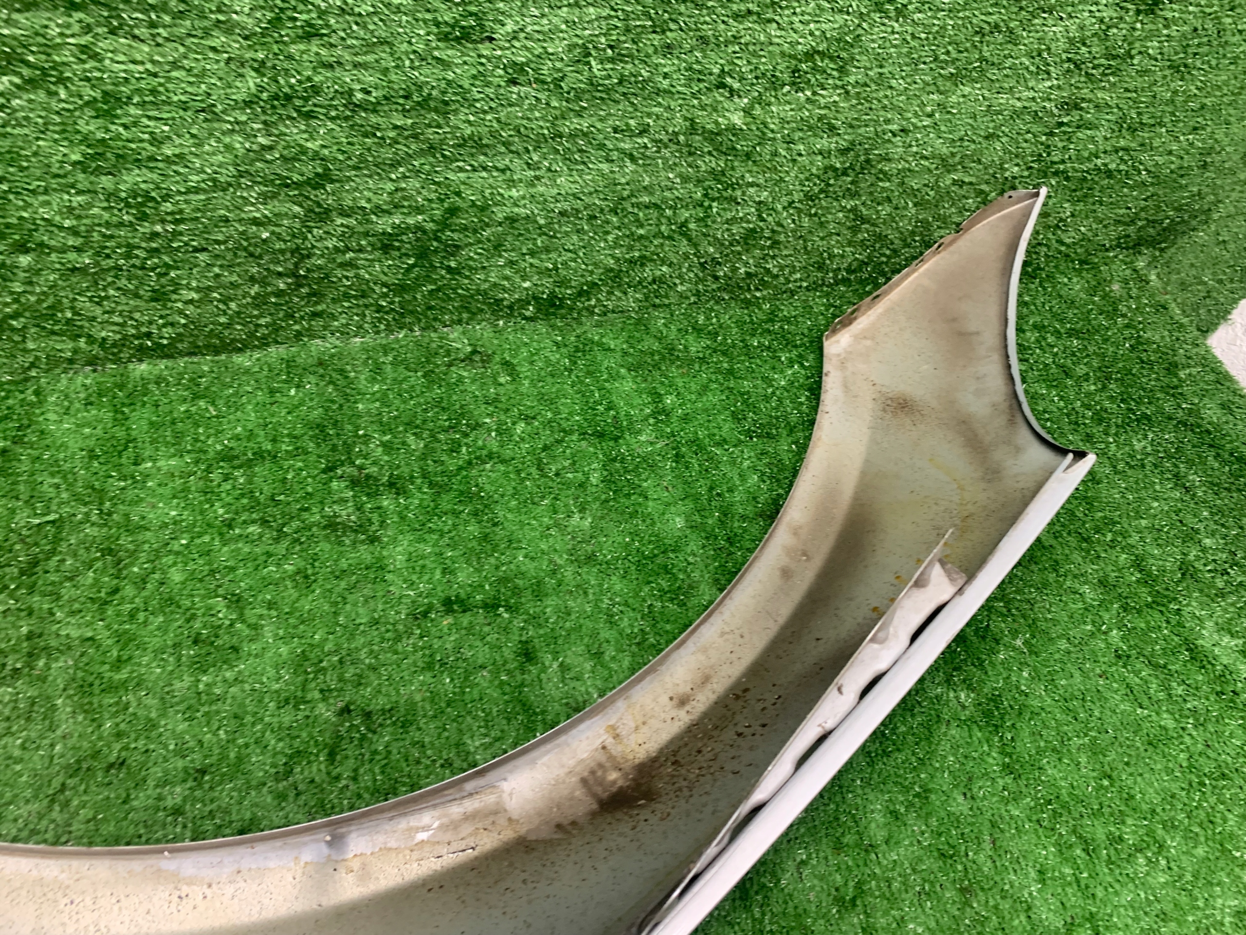 fender right front front MERCEDES R KLASA W251 775 C775