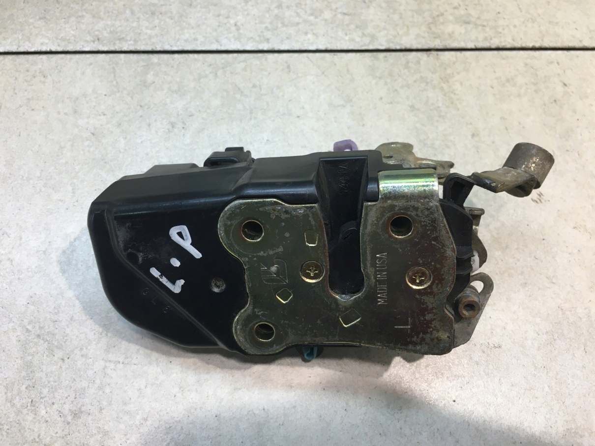 lock door left front DODGE CARAVAN IV 4 PIN
