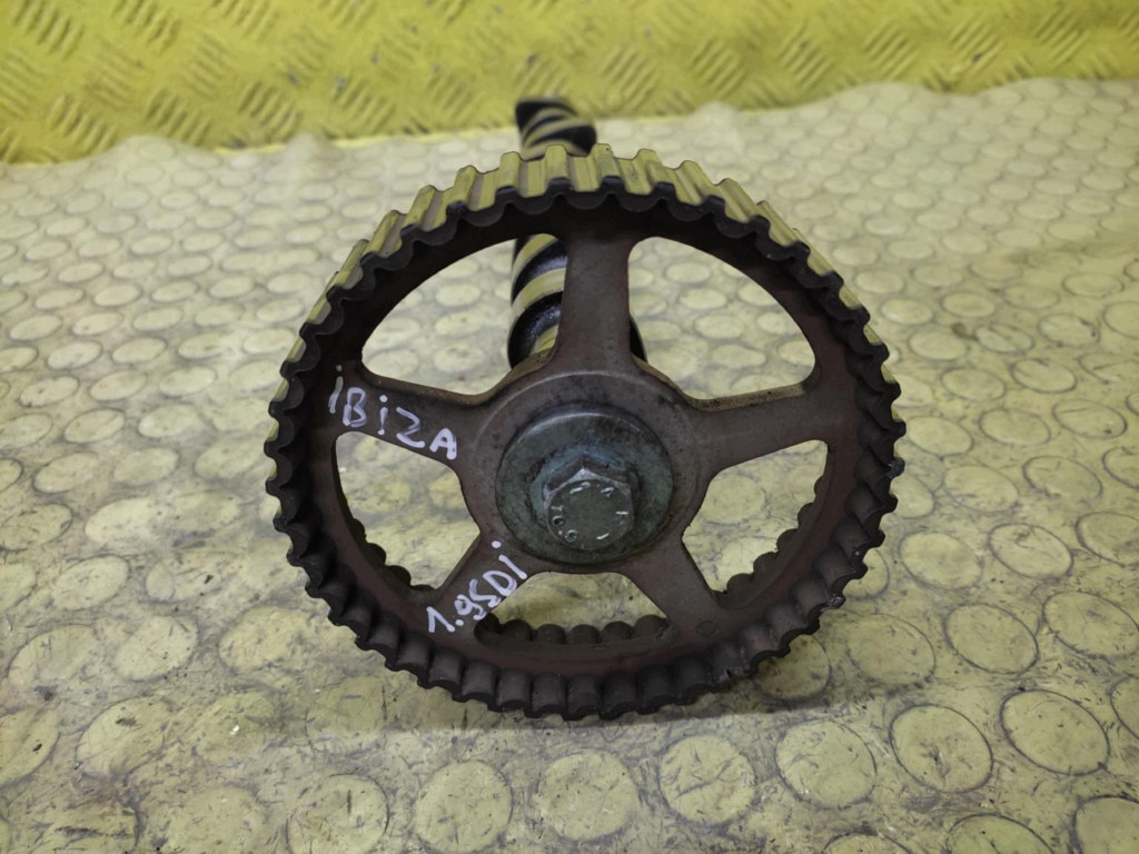 SEAT IBIZA III 1.9 SDI camshaft