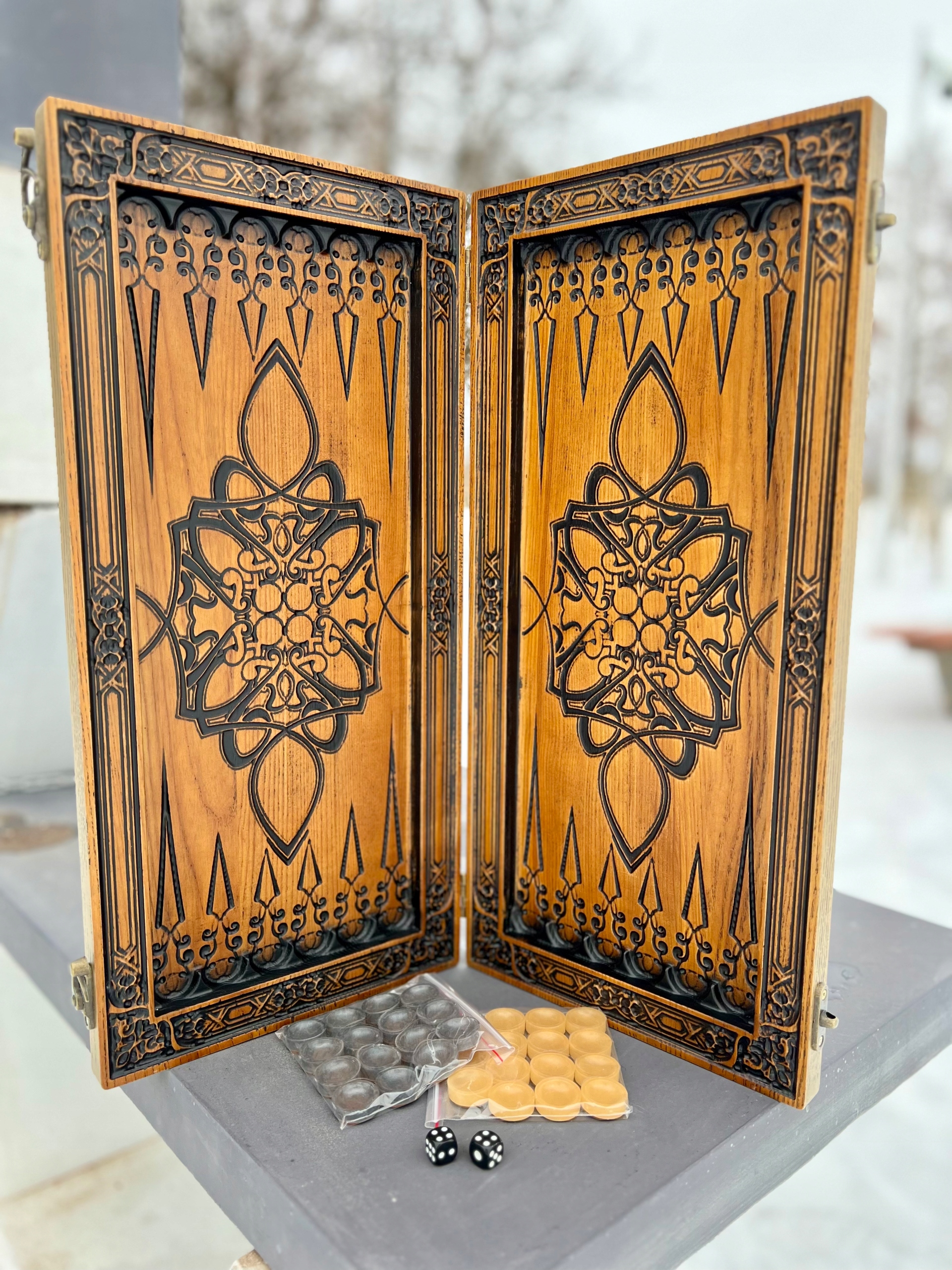 Drewniany Backgammon - Wzór Kozak Typ Podstawa