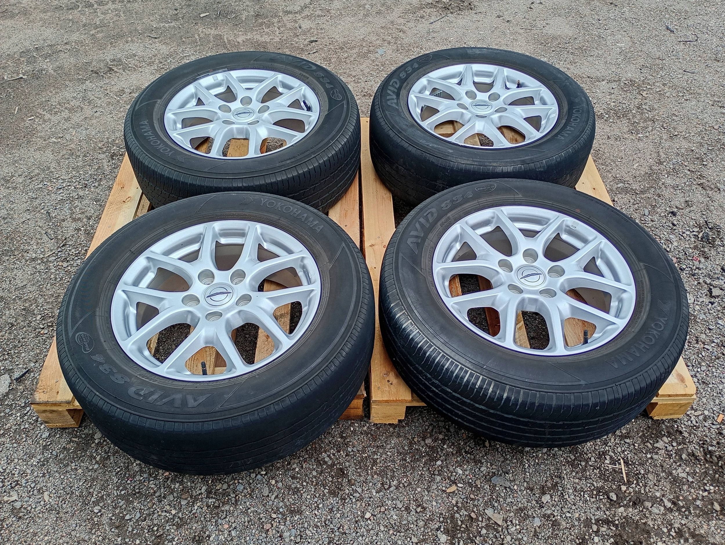 wheels disc discs tyres 5x127 17R komplet Chrysler Pacifica 2021