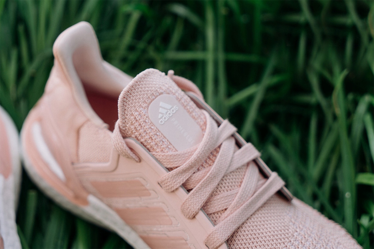 ADIDAS ULTRABOOST 20 PARLEY PRIMEBLUE VAPOUR PINK Właściwości oddychające