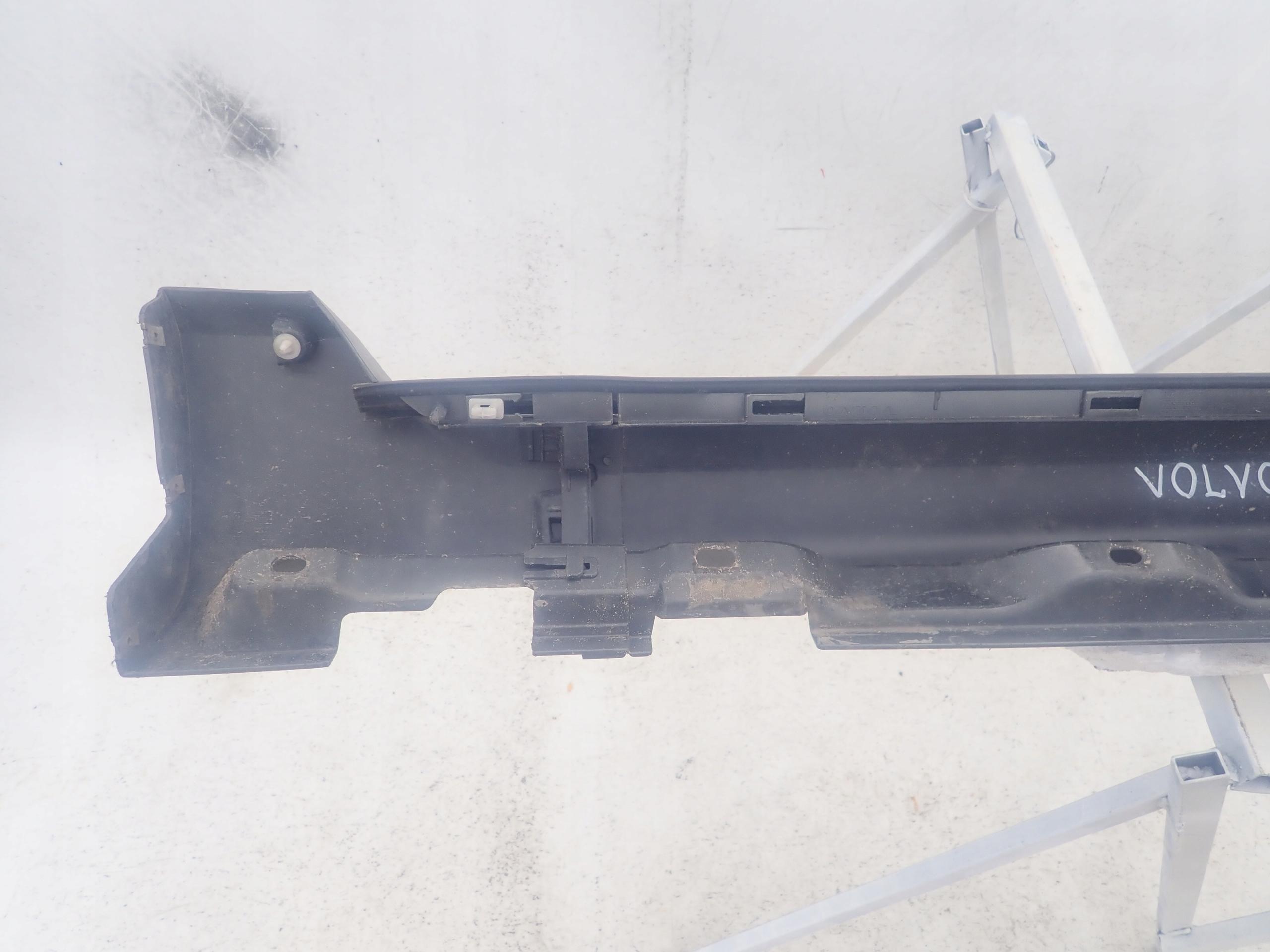 VOLVO V70 III 07-16 threshold moulding threshold left