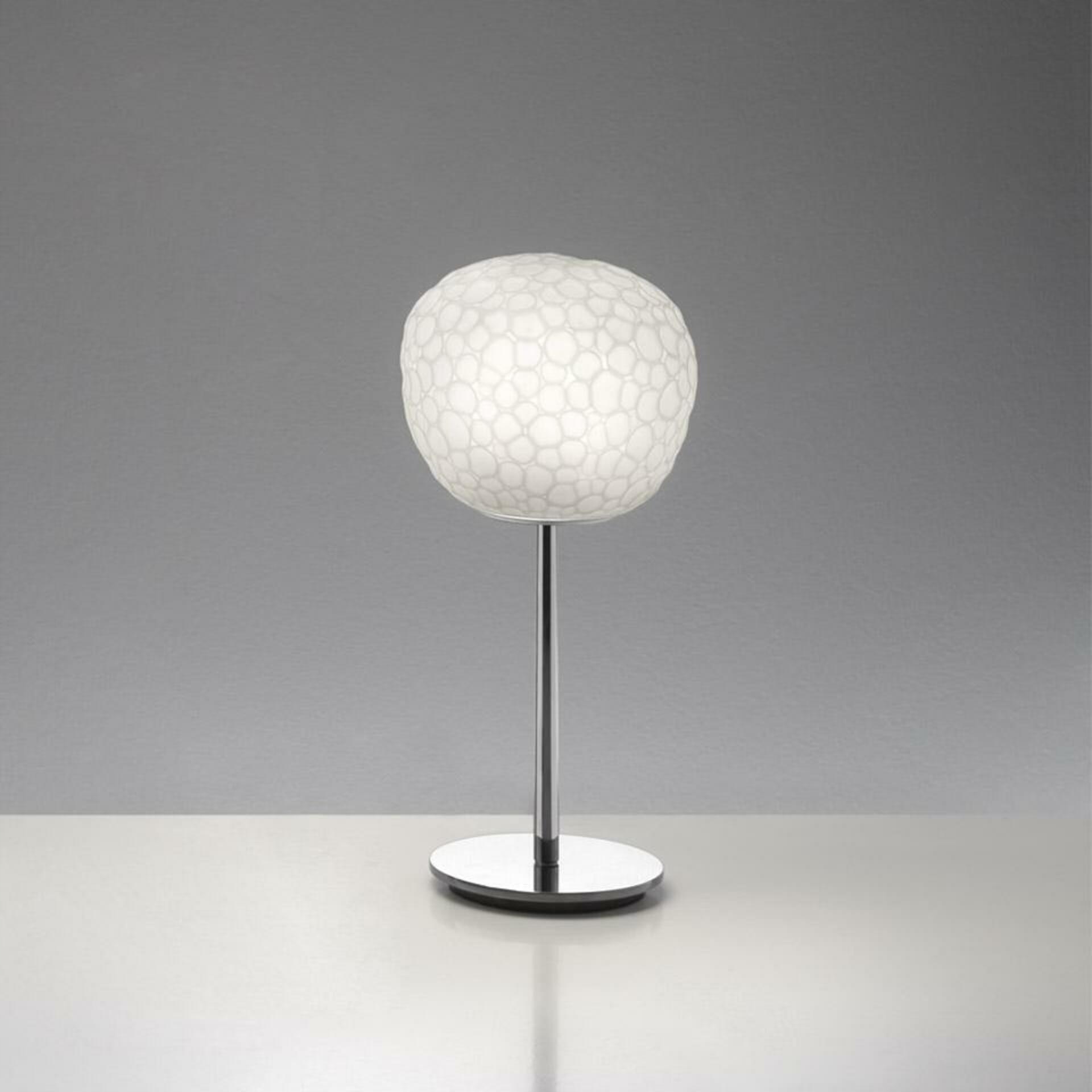 Artemide Meteorite 15 stolná lampa na stojné, E14, biela, design sklo
