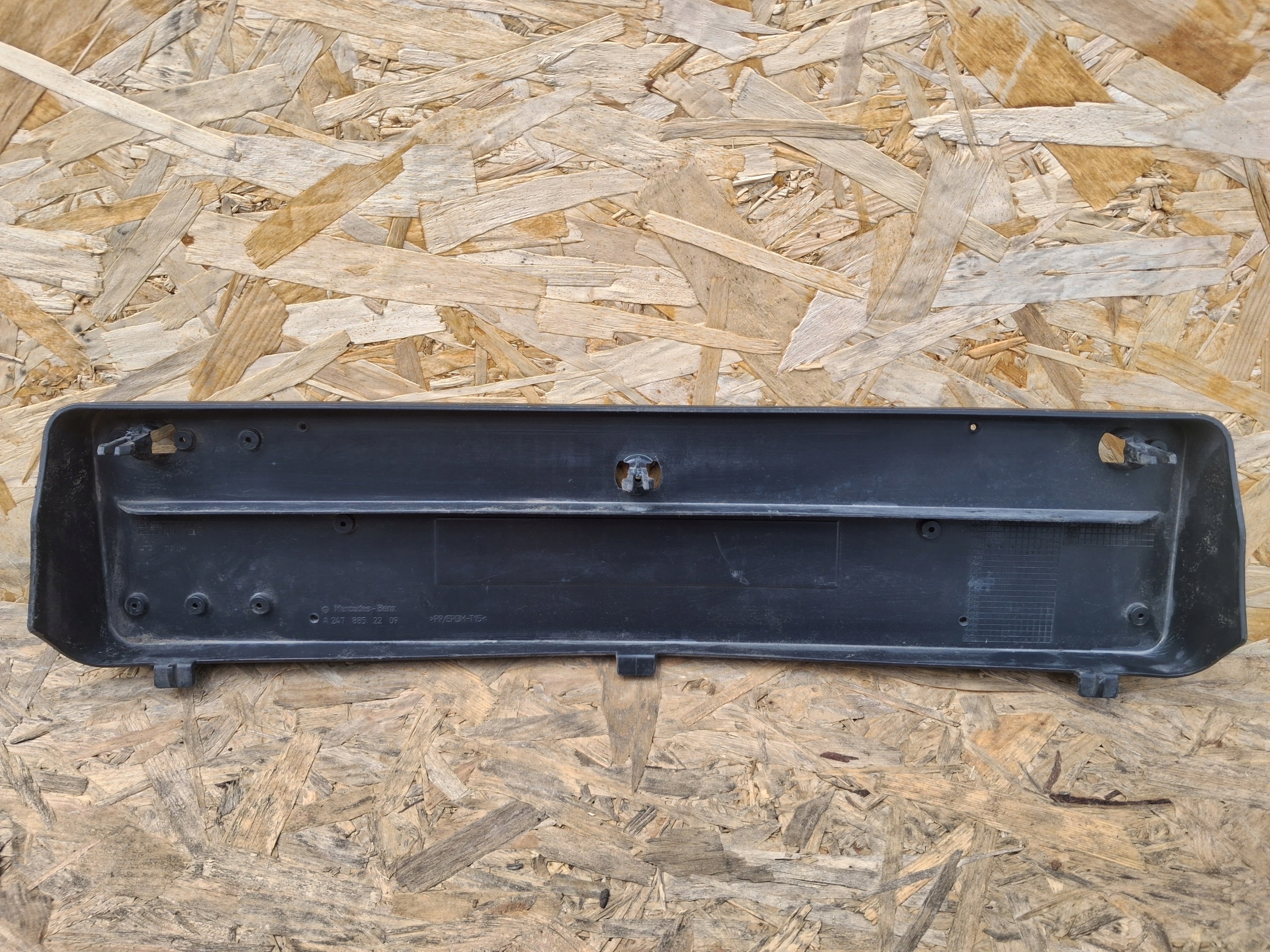 frame below TABLICE MERCEDES GLA II H247 X247 A2478852209