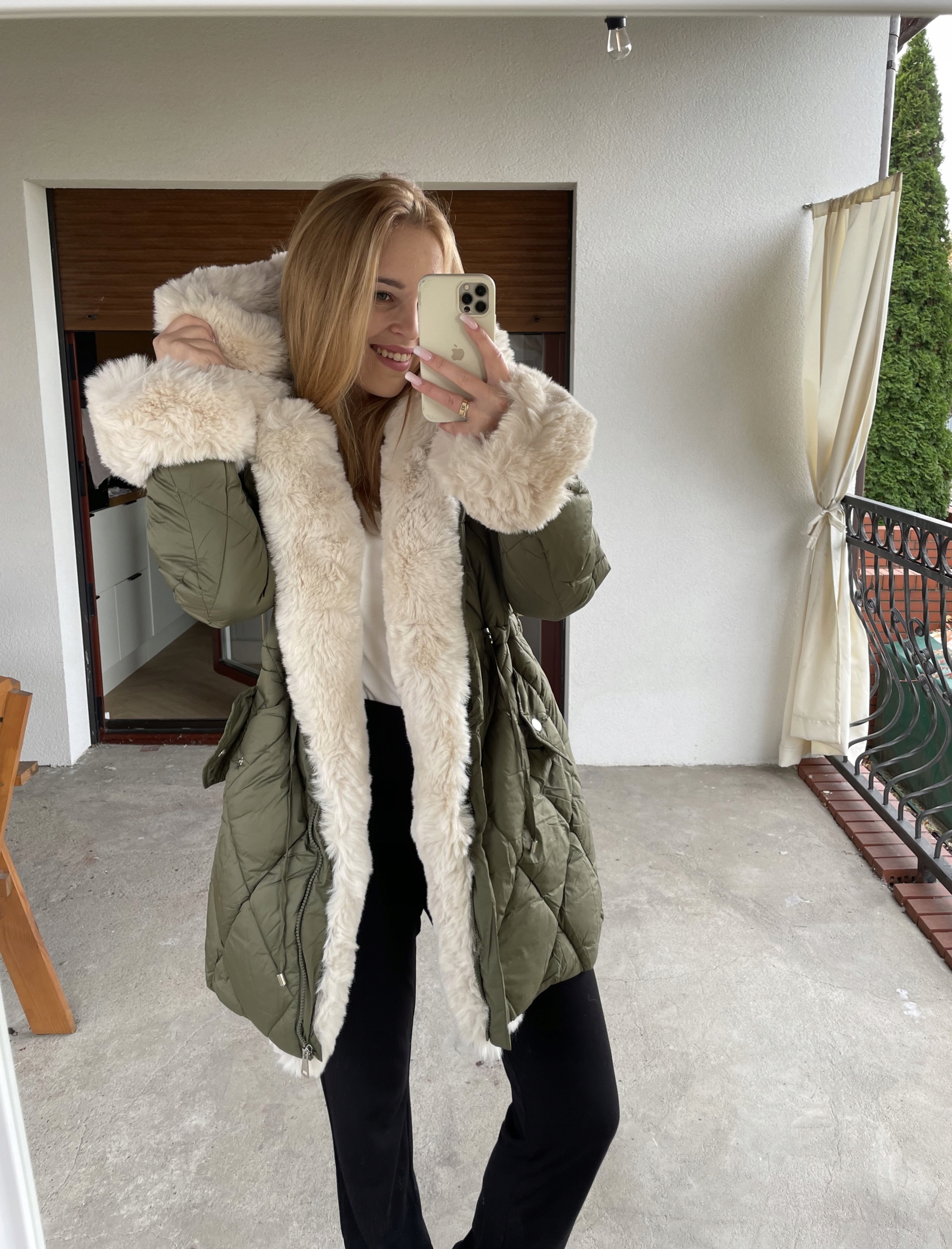 Bunda S Objemnou Kožešinou Na Límci Khaki M/38