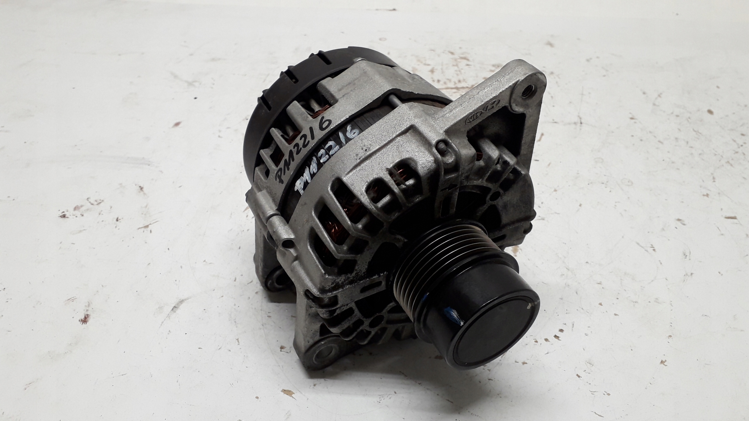 KIA SOUL HYUNDAI KONA I30 ALTERNATOR 37300-2B960