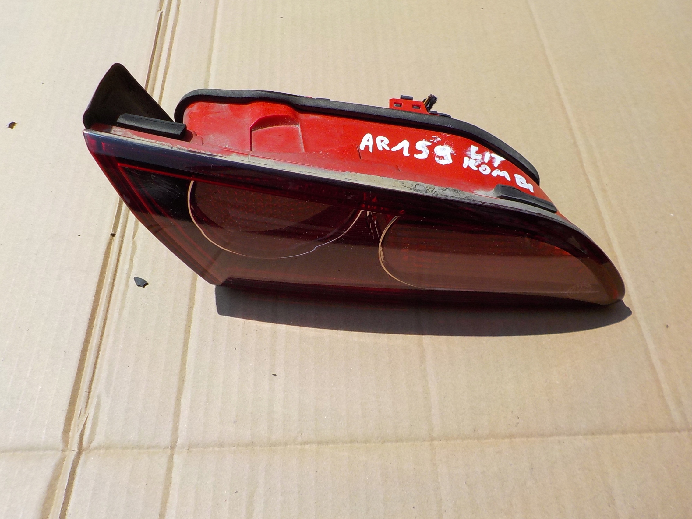 light left rear part z bonnet alfa romeo 159 kombi 2007r