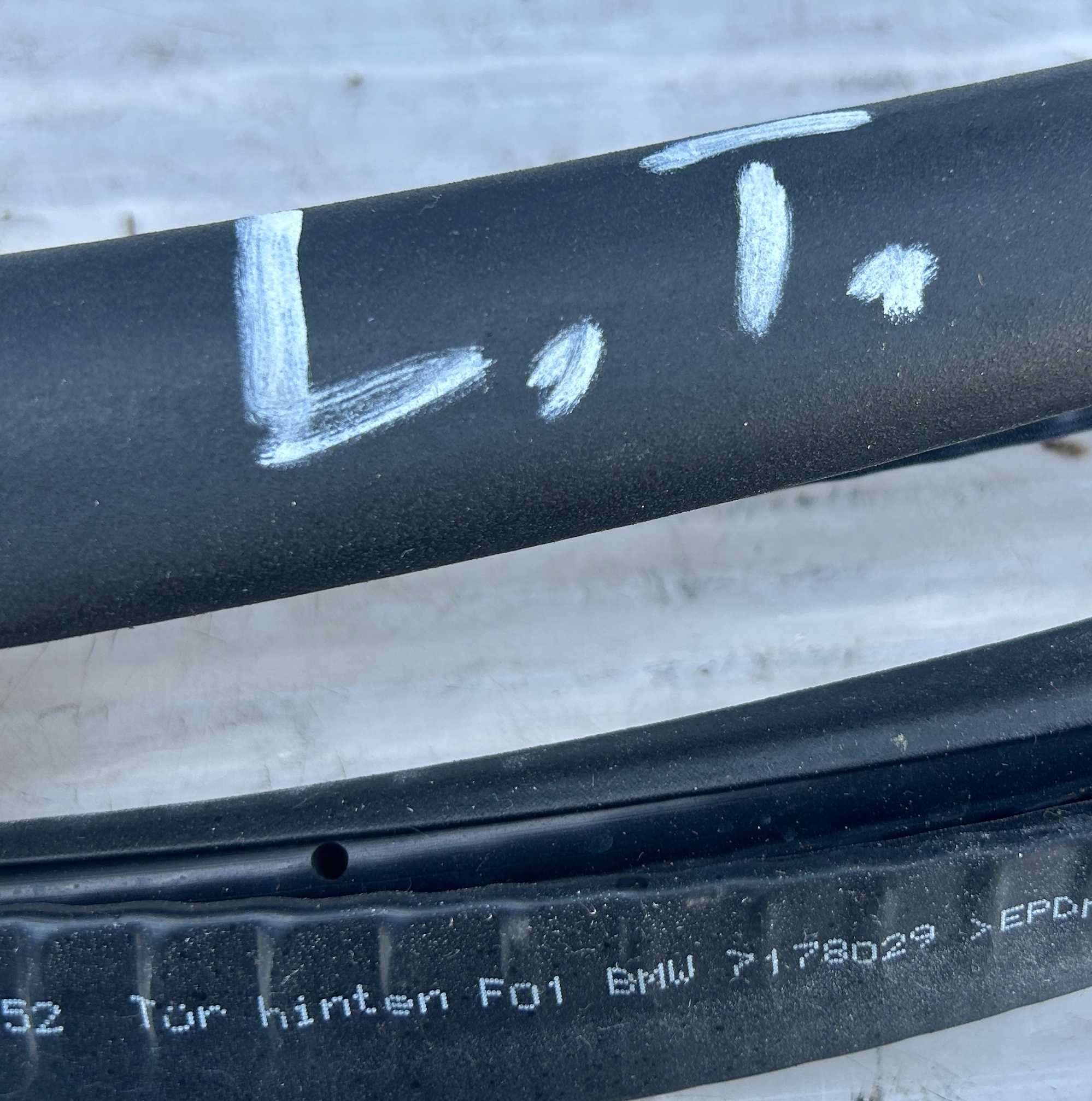 Dichtsatz Tür links heck BMW 7 F01 7178029