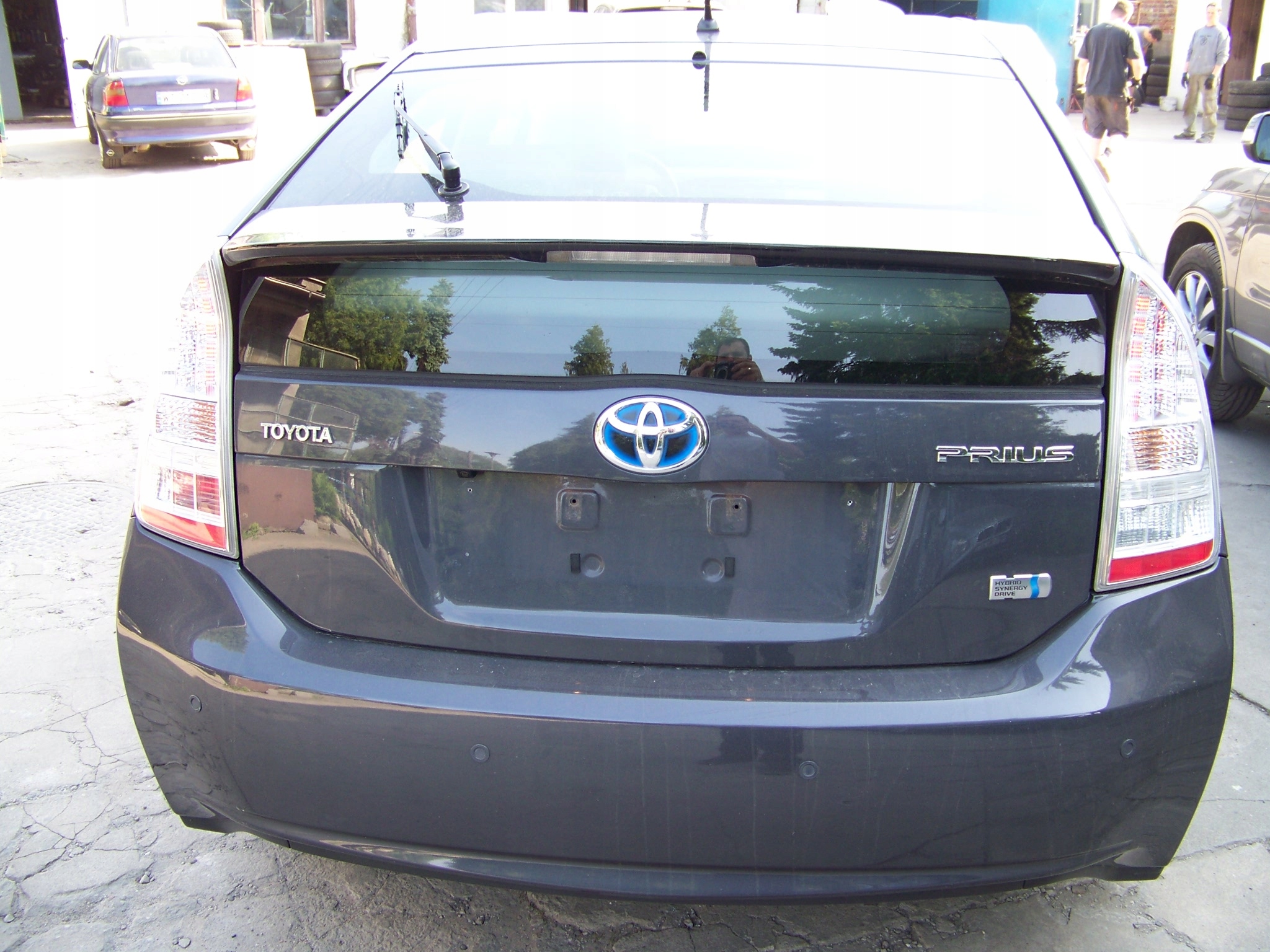 TOYOTA PRIUS 3 09 15 PAS TYNY