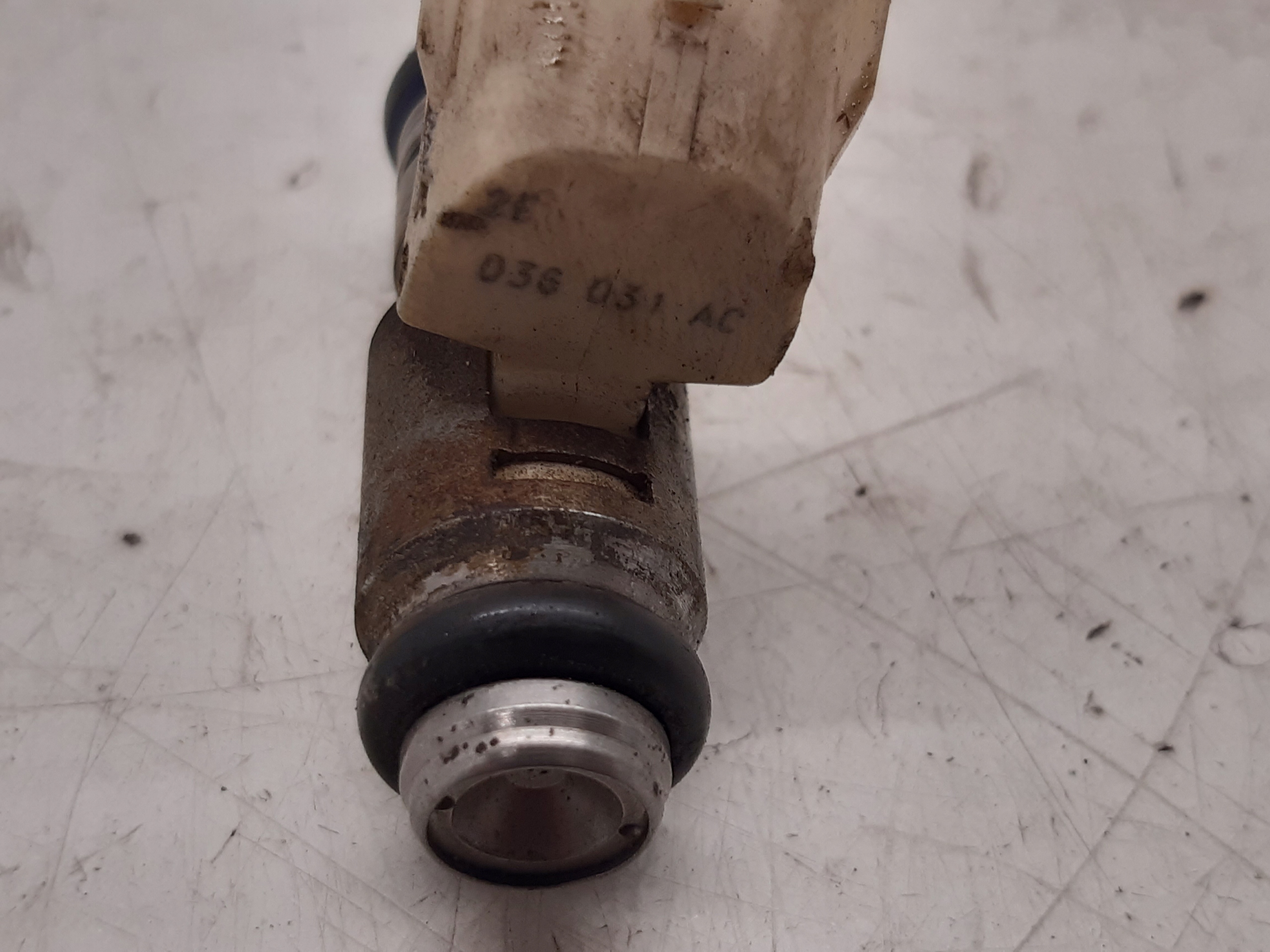 injector 036031AC Skoda Fabia II Kombi