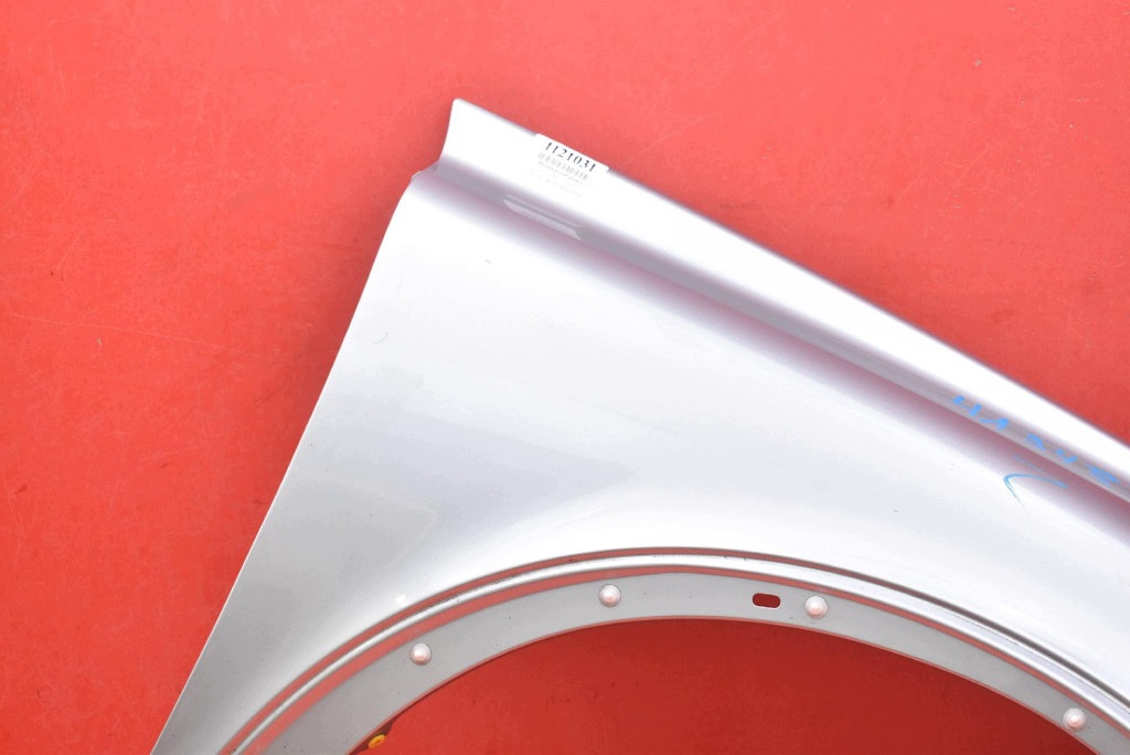 fender right front front 477-46 VOLVO C30 06-09