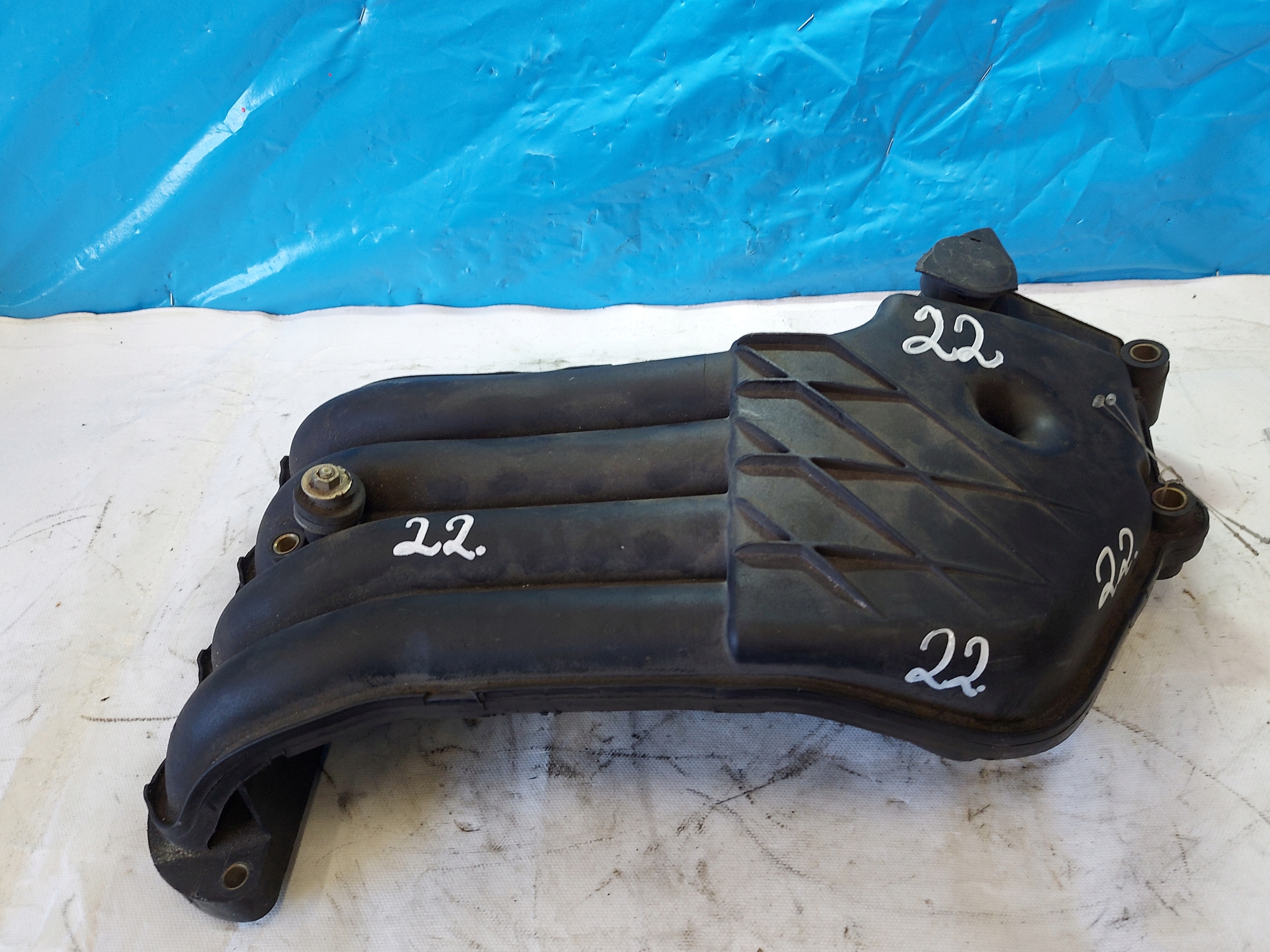 intake manifold GOLF IV 1.9 SDI 038129713H