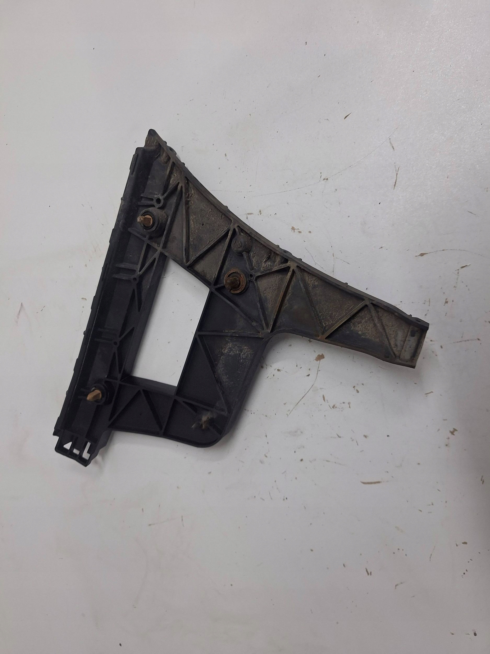 AUDI A4 B8 8K KOMBI bumper bracket left rear part rear 8K9807453