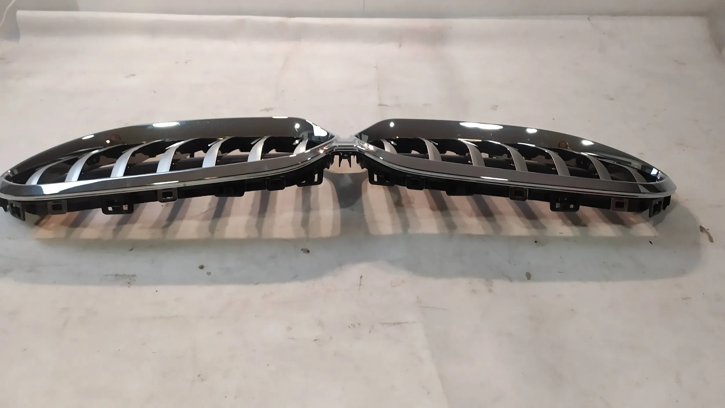 BMW 2 F44 Kühlergrill FRONTGRILL Kühlergitter 5A39376 - Thumbnail 8