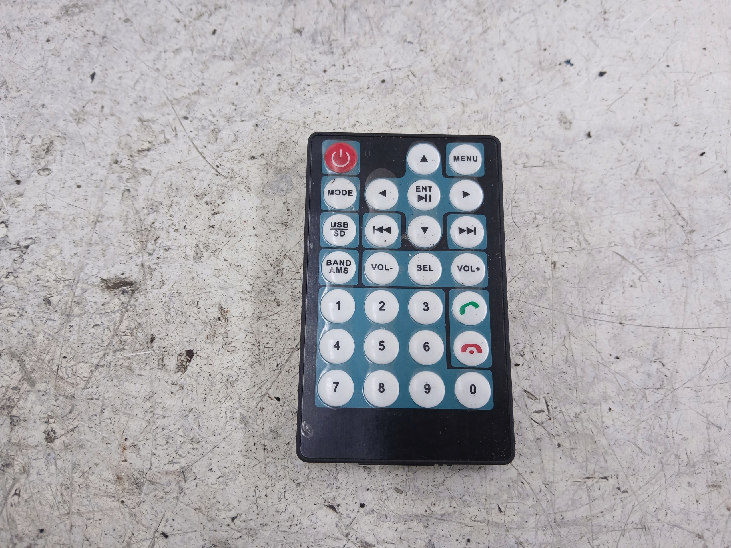 RADIO SAMOCHODOWE 2 DIN AUX SD USB 7018B PILOT