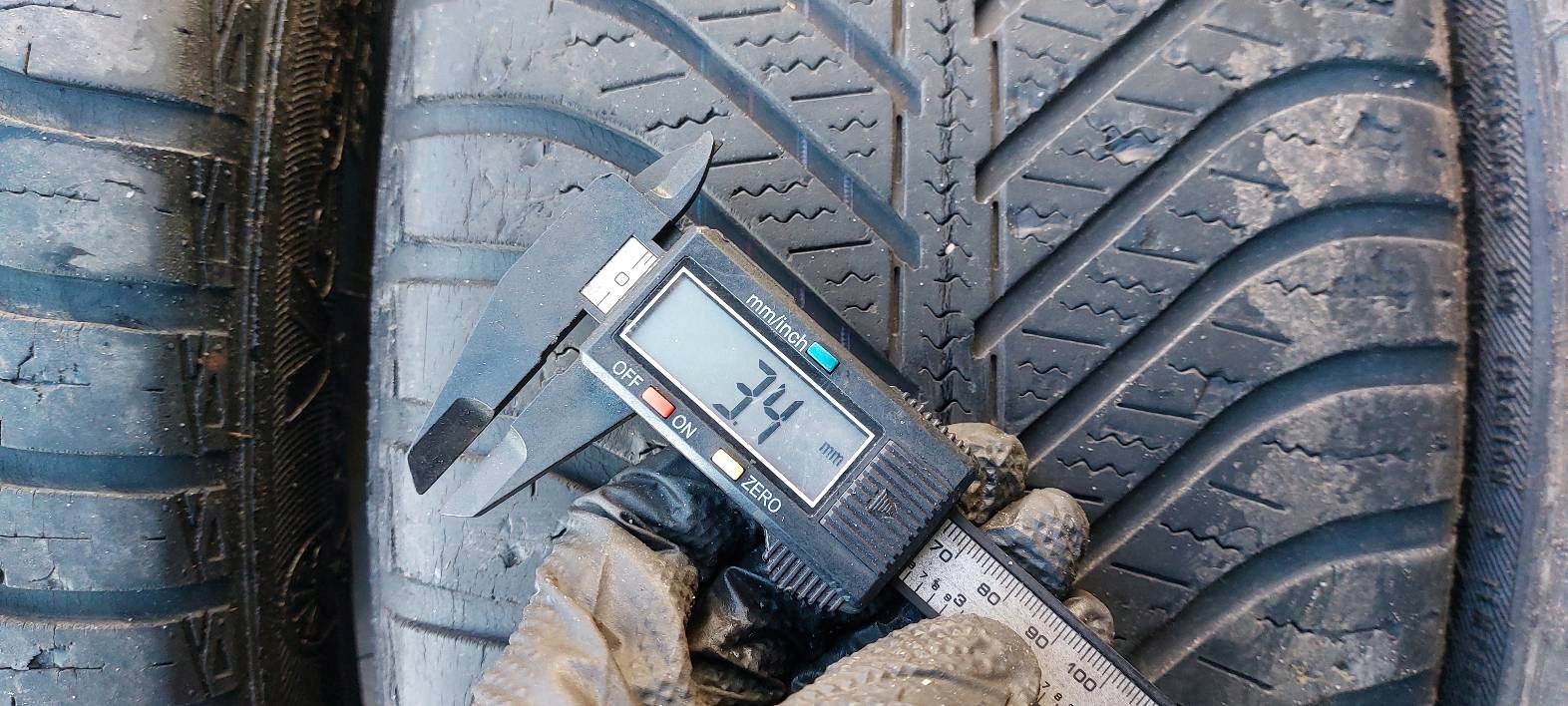 OPONY CAŁOROCZNE 4 SZT 225/45R17 GOODYEAR VECTOR 4 SEASONS Rok produkcji 2014