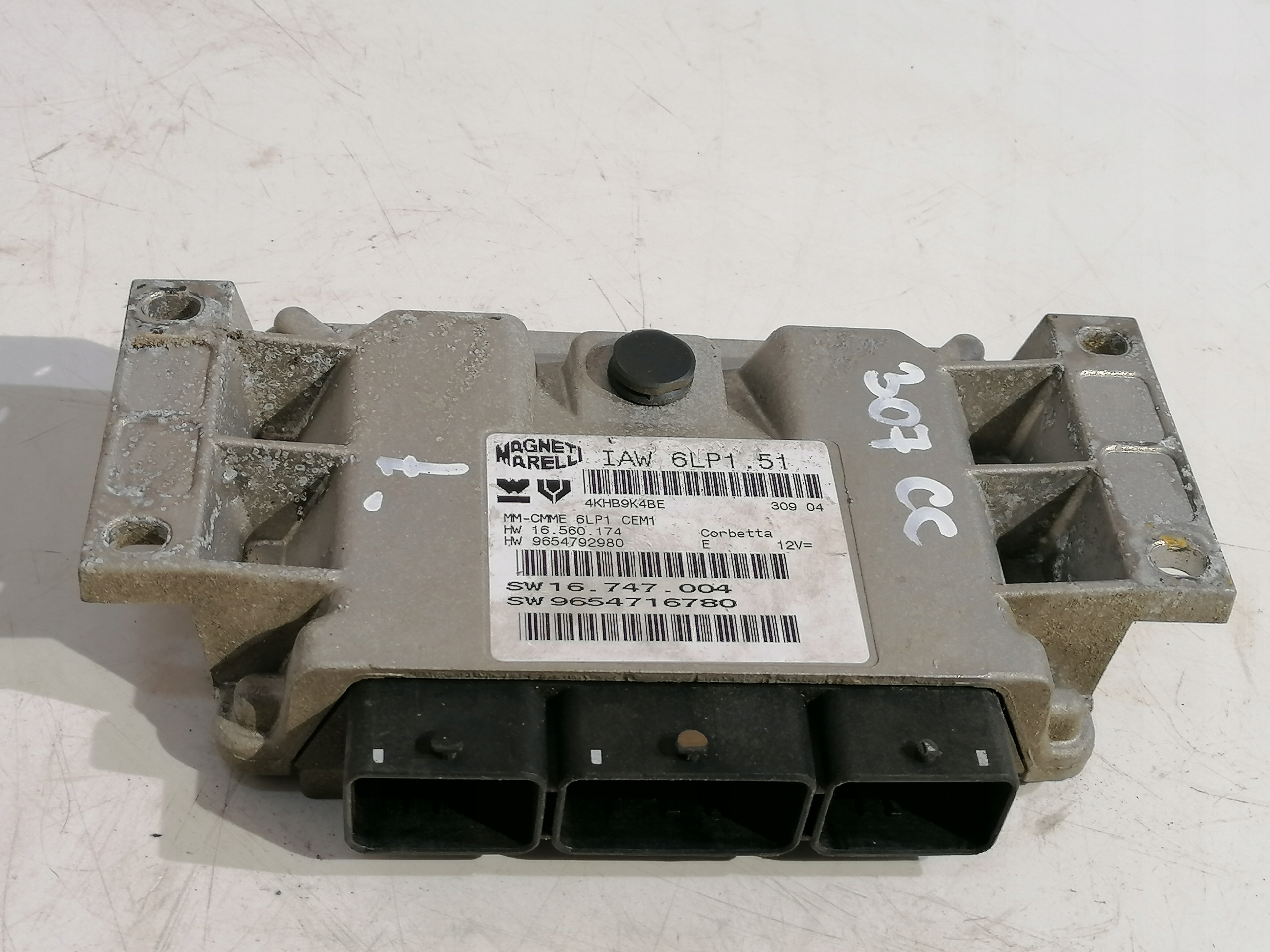 Peugeot 307 computer control unit of the engine 9654792980