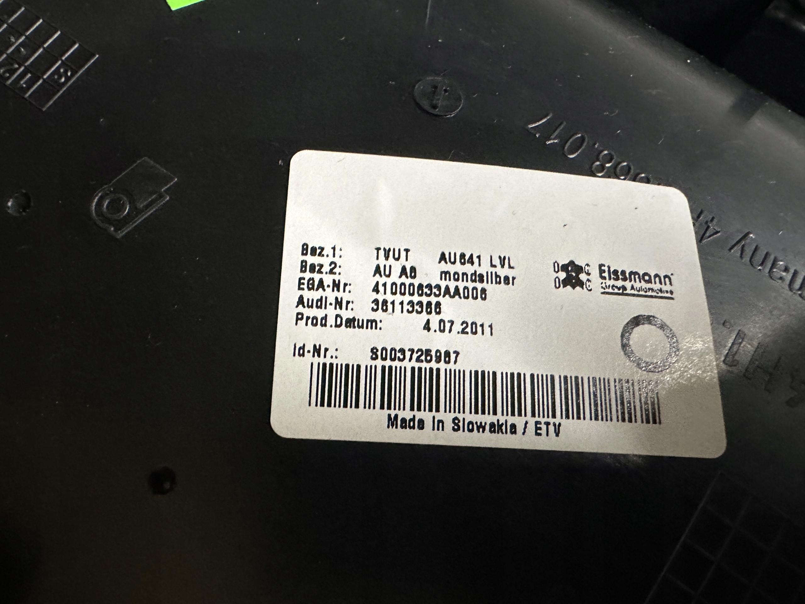 AUDI A8 4H D4 side door left front 4H1868017