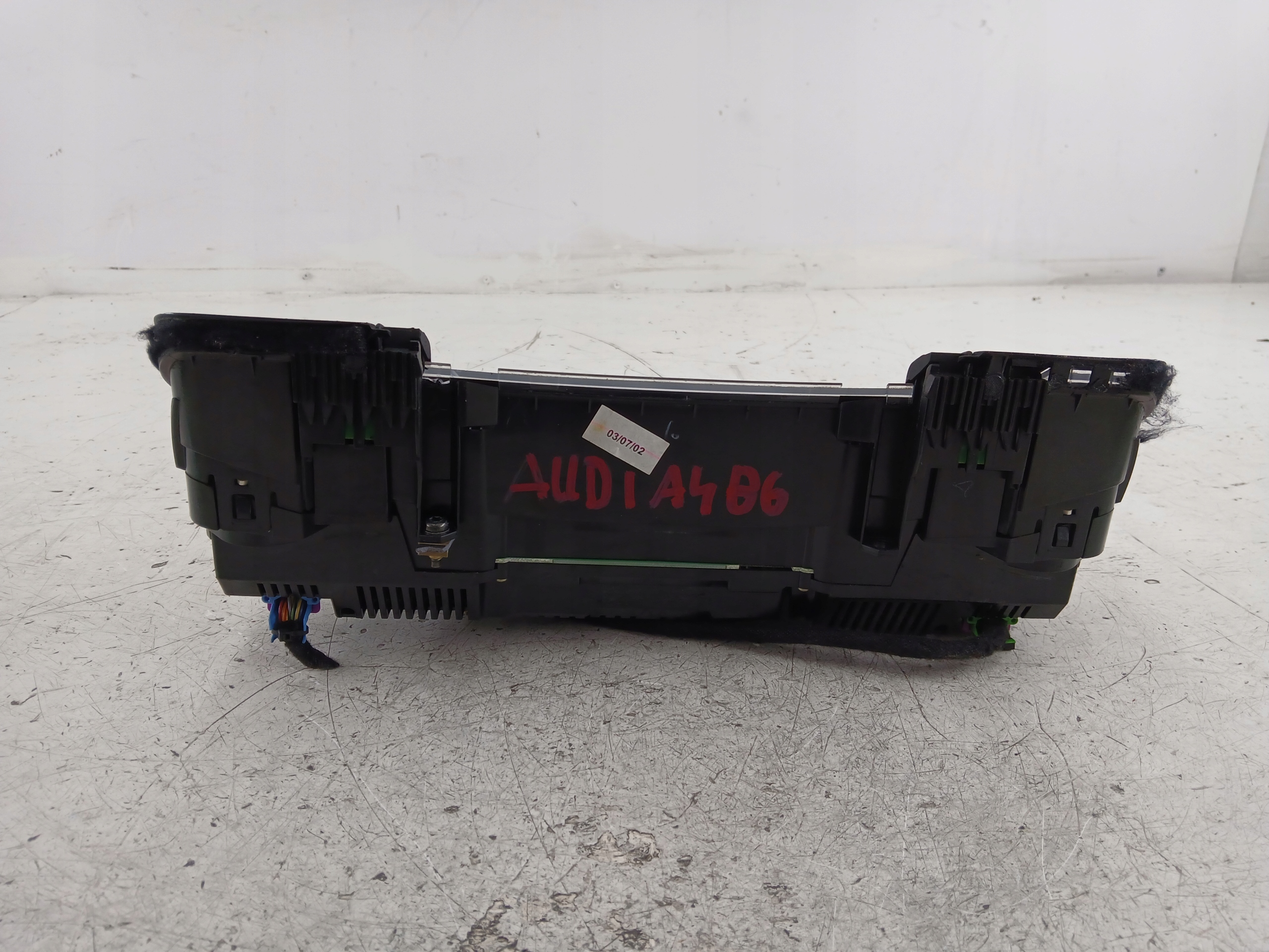 AUDI A4 B6 2.0 dials dials 8E0920900L