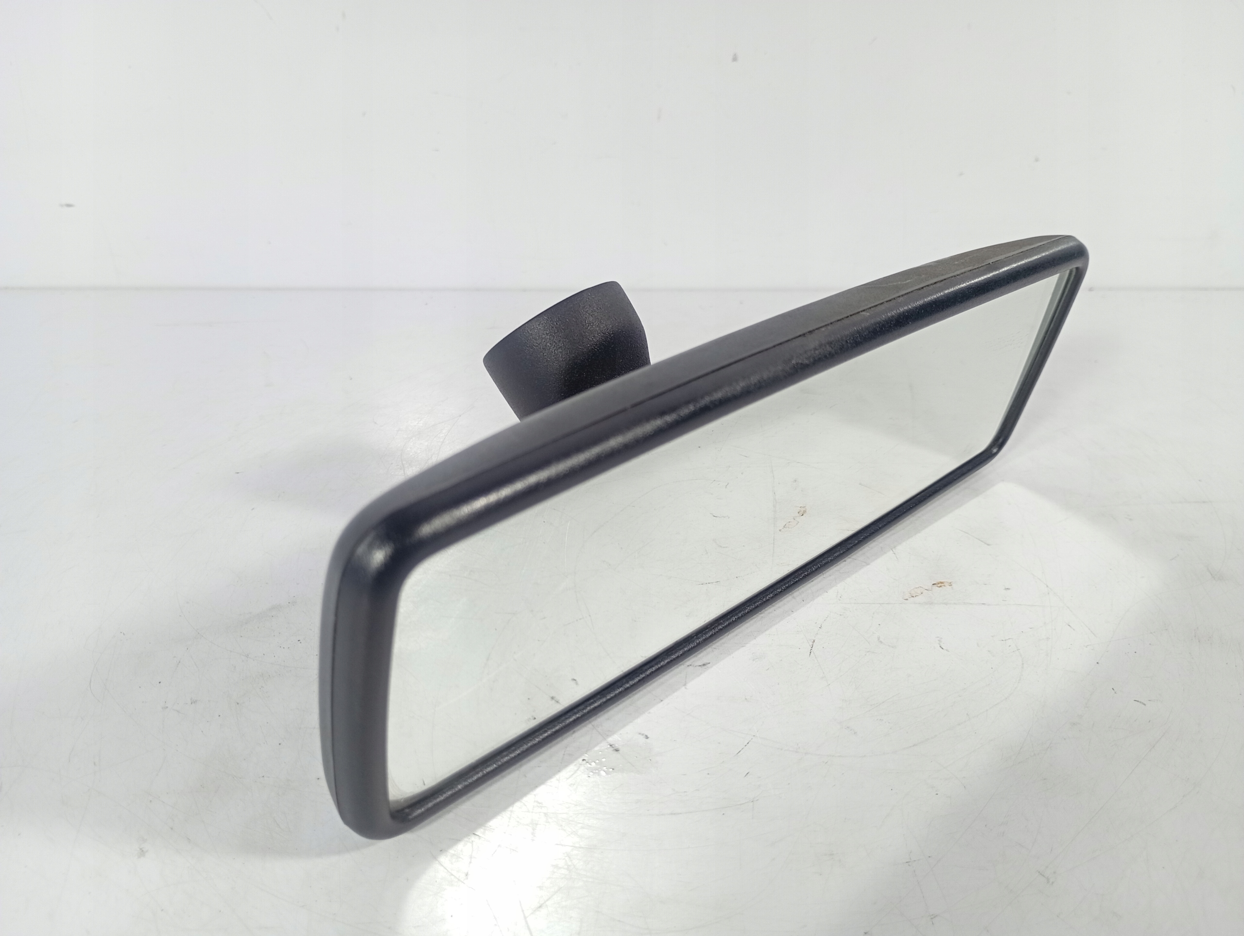 Octavia 1 95-10 rear-view mirror inner SRODKOWE OE 0110083