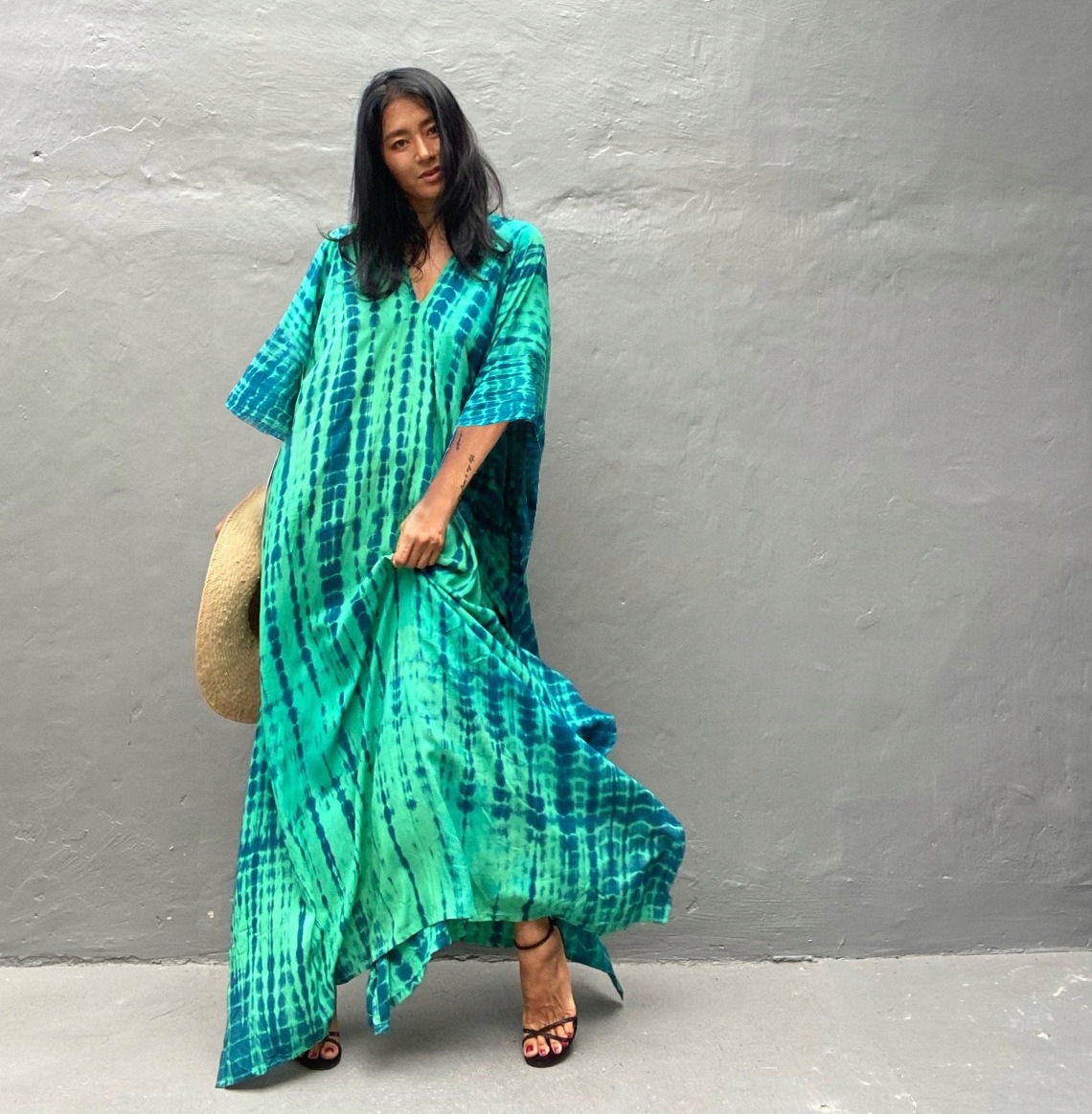 PAREO TUNIKA BOHO LETNIA SUKIENKA DŁUGA NARZUTKA Kolor zielony