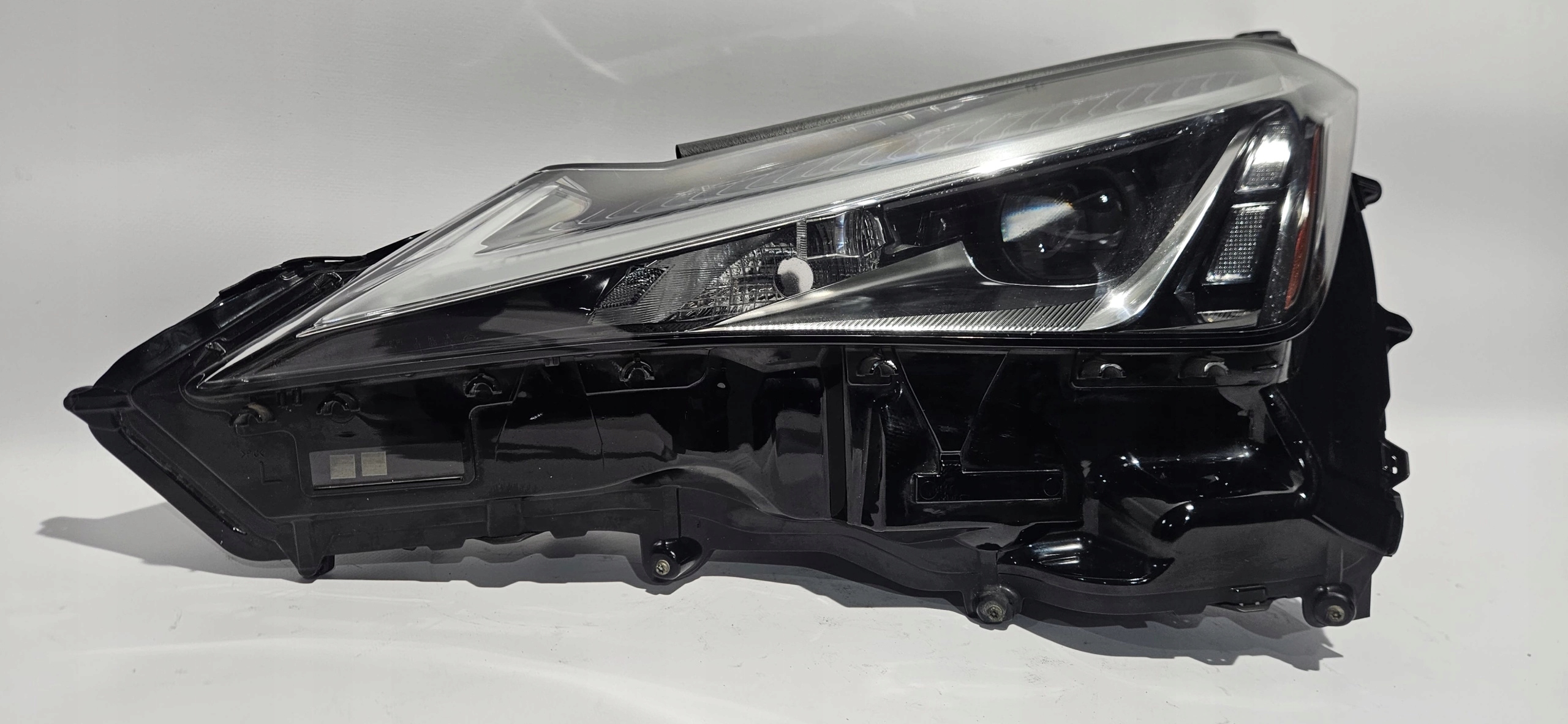 light left front LED LEXUS UX 18-22 EUROPA original