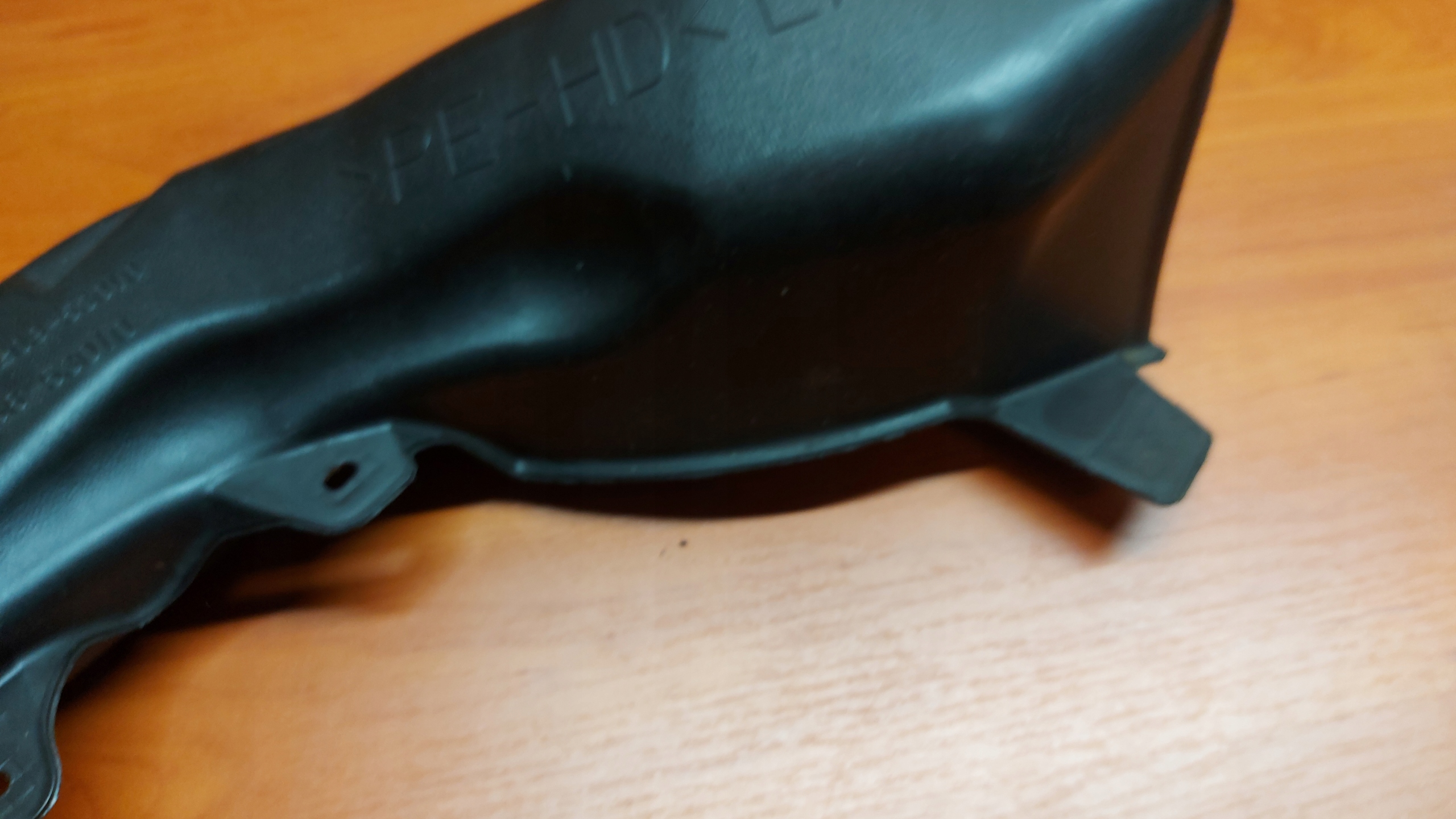 drain pipe intake air LEXUS IS IS220D 05