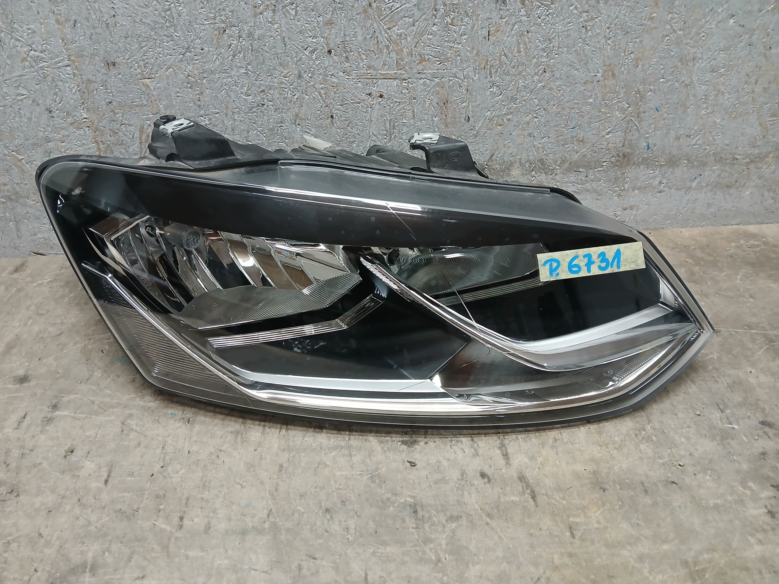 light front right VW POLO 6C1 14-17 6C1941