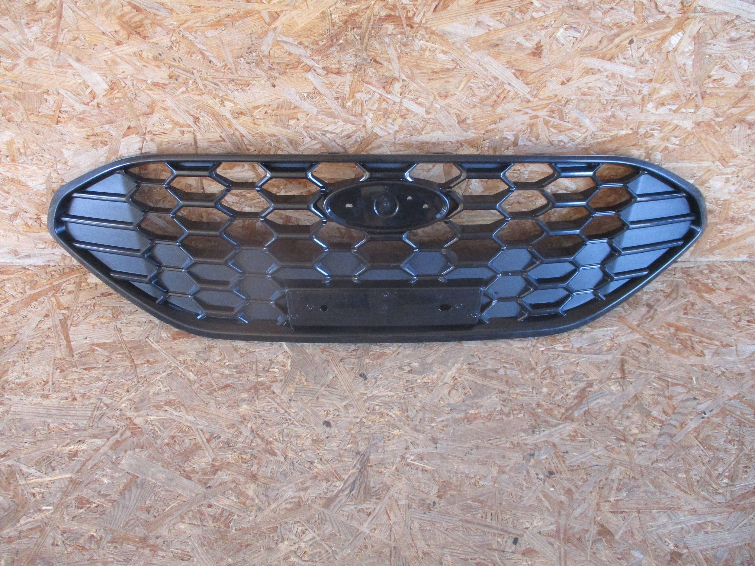 Grille FORD FOCUS MK4 LIFT ST