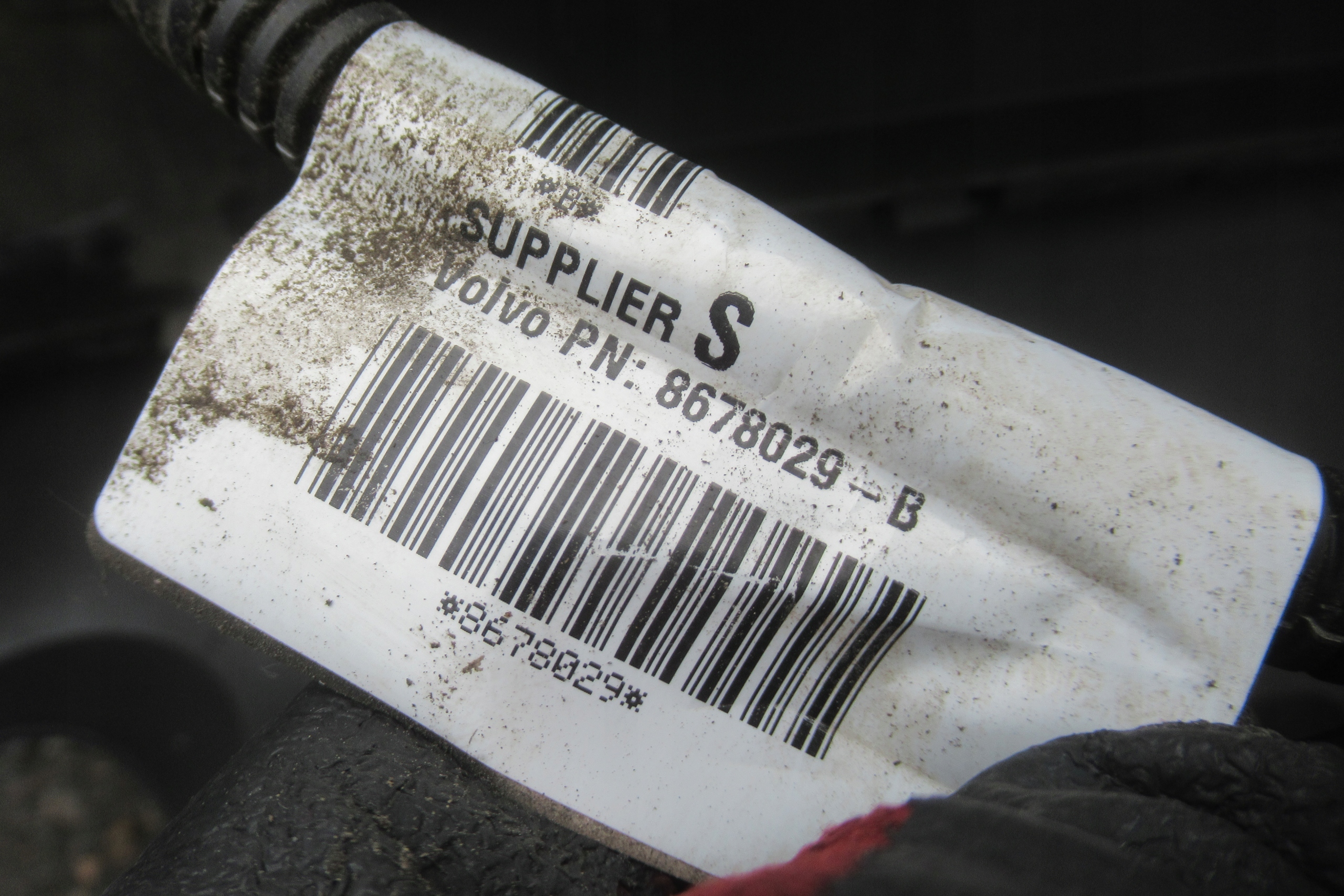 VOLVO V50 2.4 D 06R bumper rear part PDC 30678066