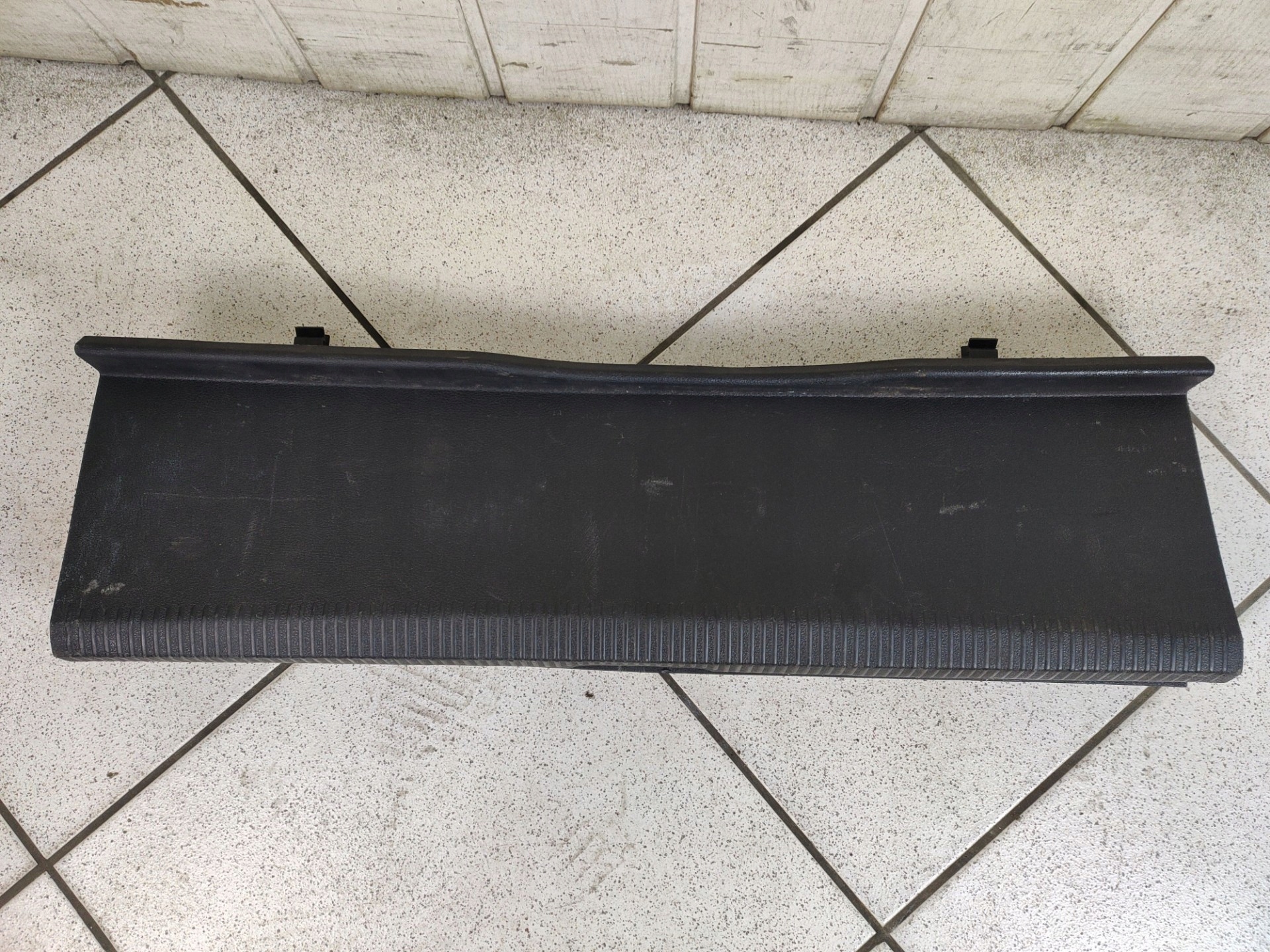 kryt stěny zadního Volkswagen Passat CC 2009 3C8863485D