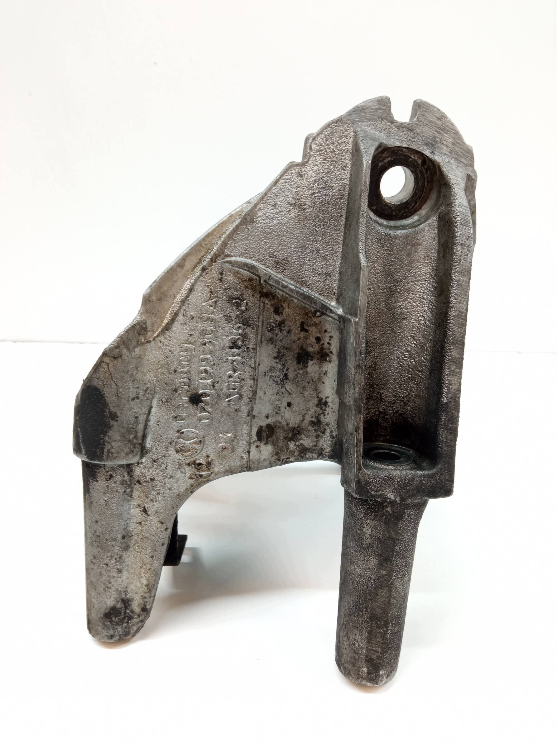 Supporto 070199308A 2.5 TDI VW Volkswagen Touareg e (2002-2010)