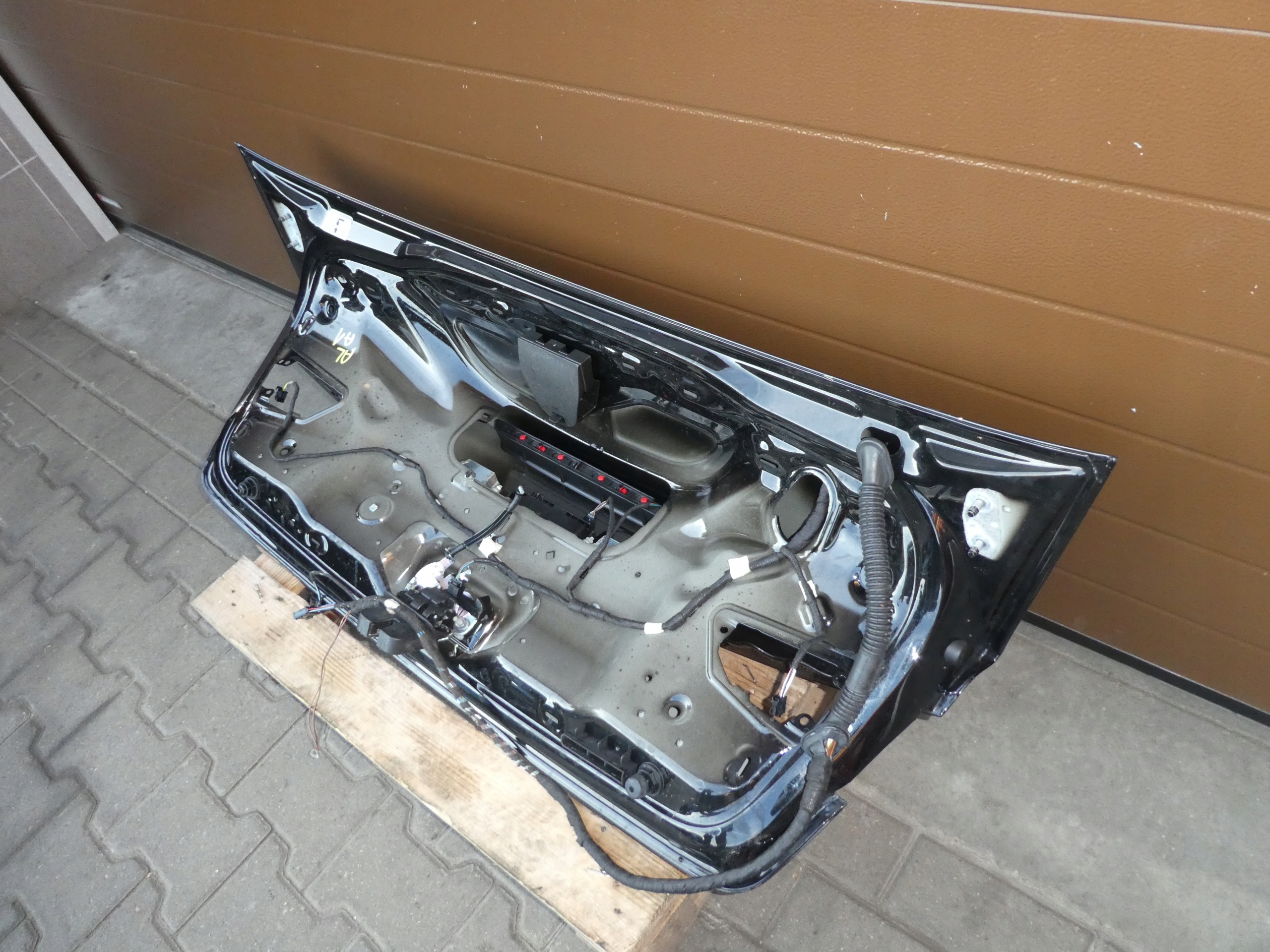 AUDI A3 8V CABRIO trunk door boot rear part black