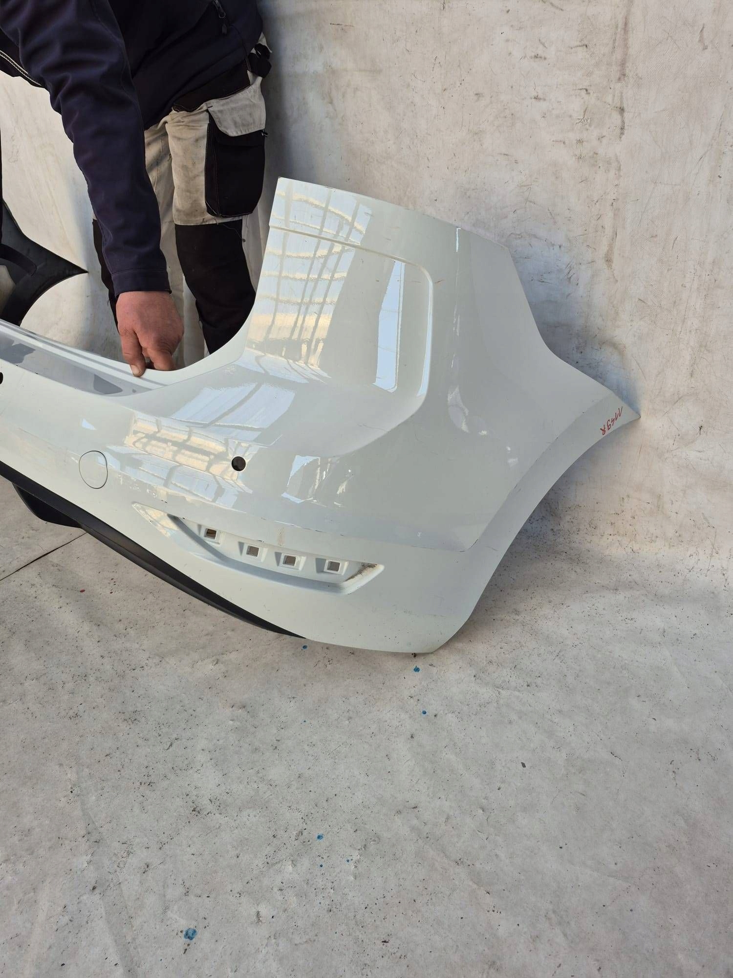 VW TOURAN II 2 15-26 bumper rear part rear 4XPDC