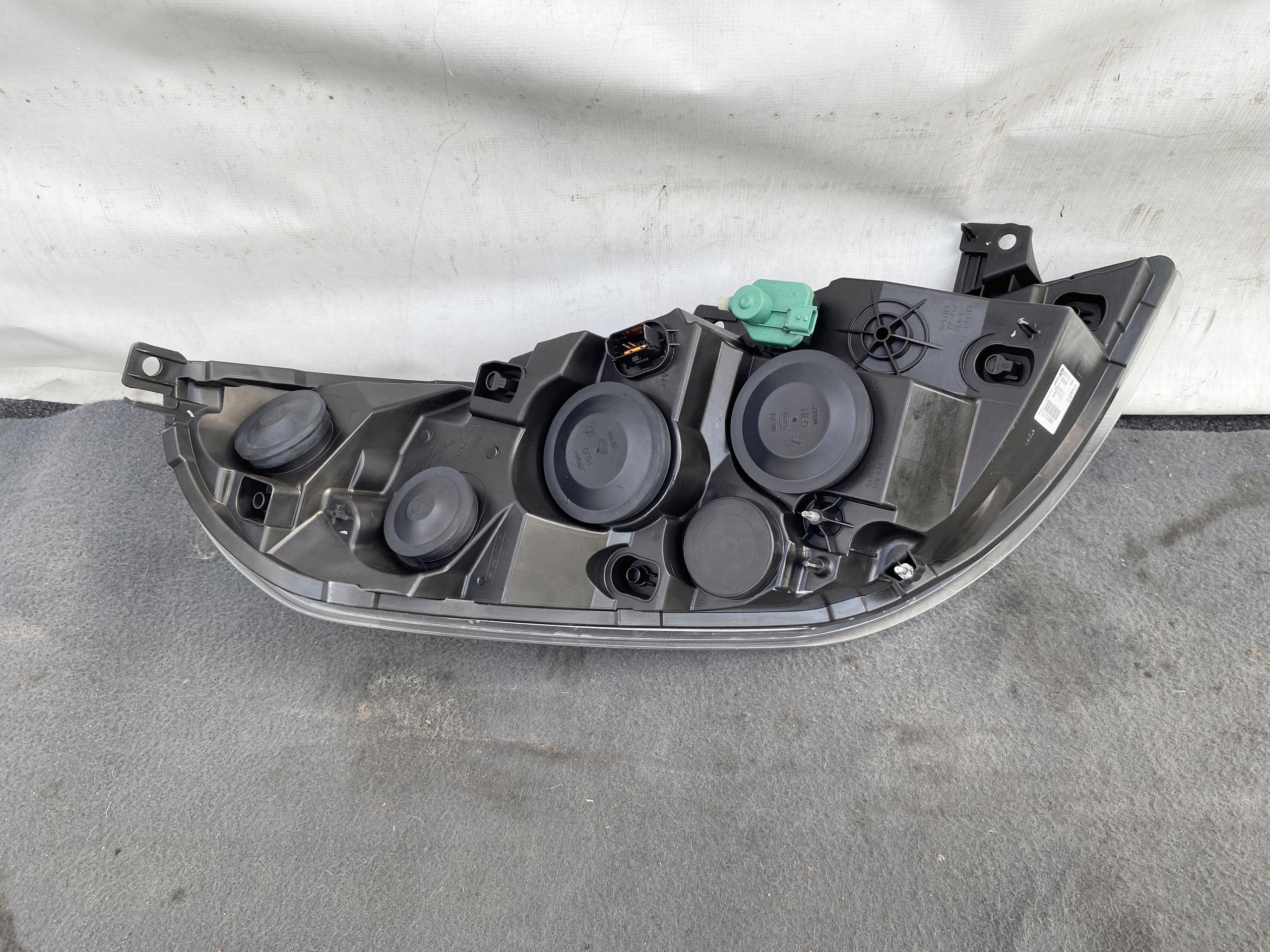 RENAULT MASTER 3 10- REFLEKTOR front left light left 260600049R original