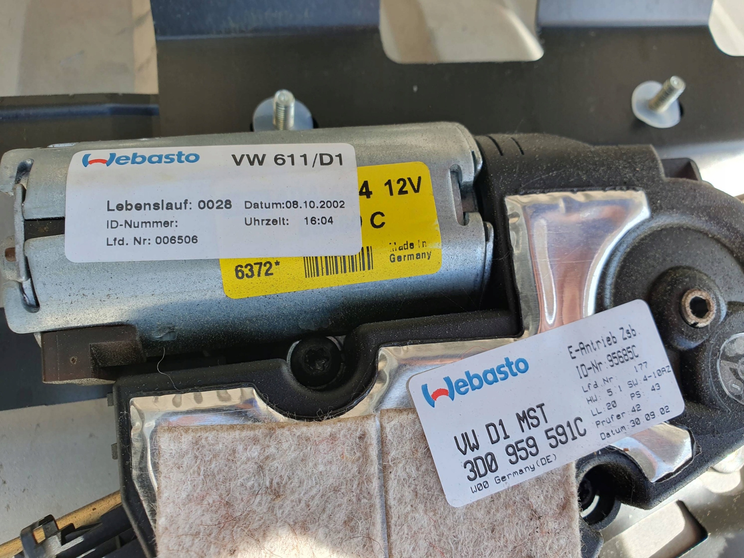 SZYBERDACH 3D5877041J VOLKSWAGEN PHAETON 6.0 W12 Jakość części (zgodnie z GVO) O - oryginał z logo producenta pojazdu (OE)