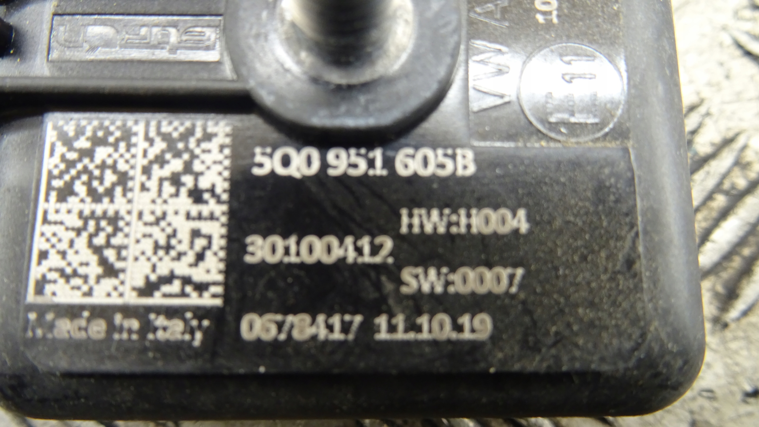 Klakson Volkswagen OE 5Q0951605B