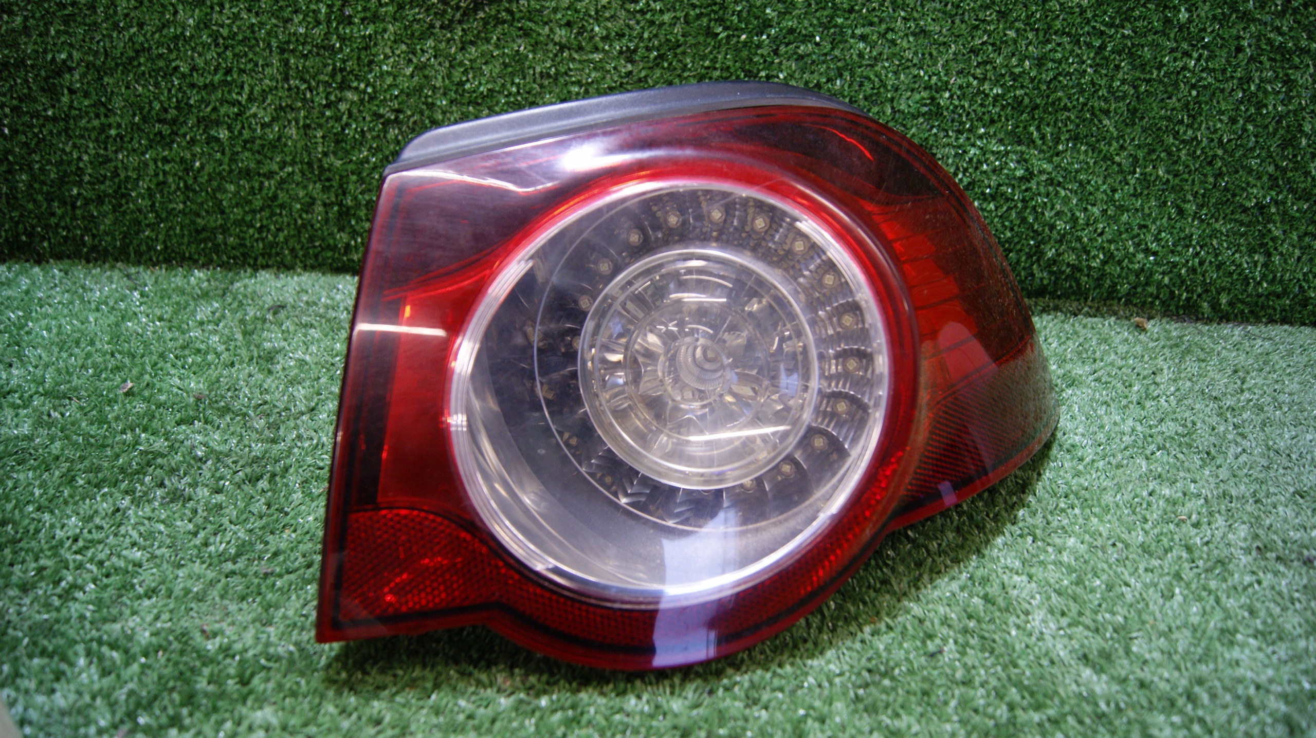 light right rear VOLKSWAGEN EOS 1Q0945258A