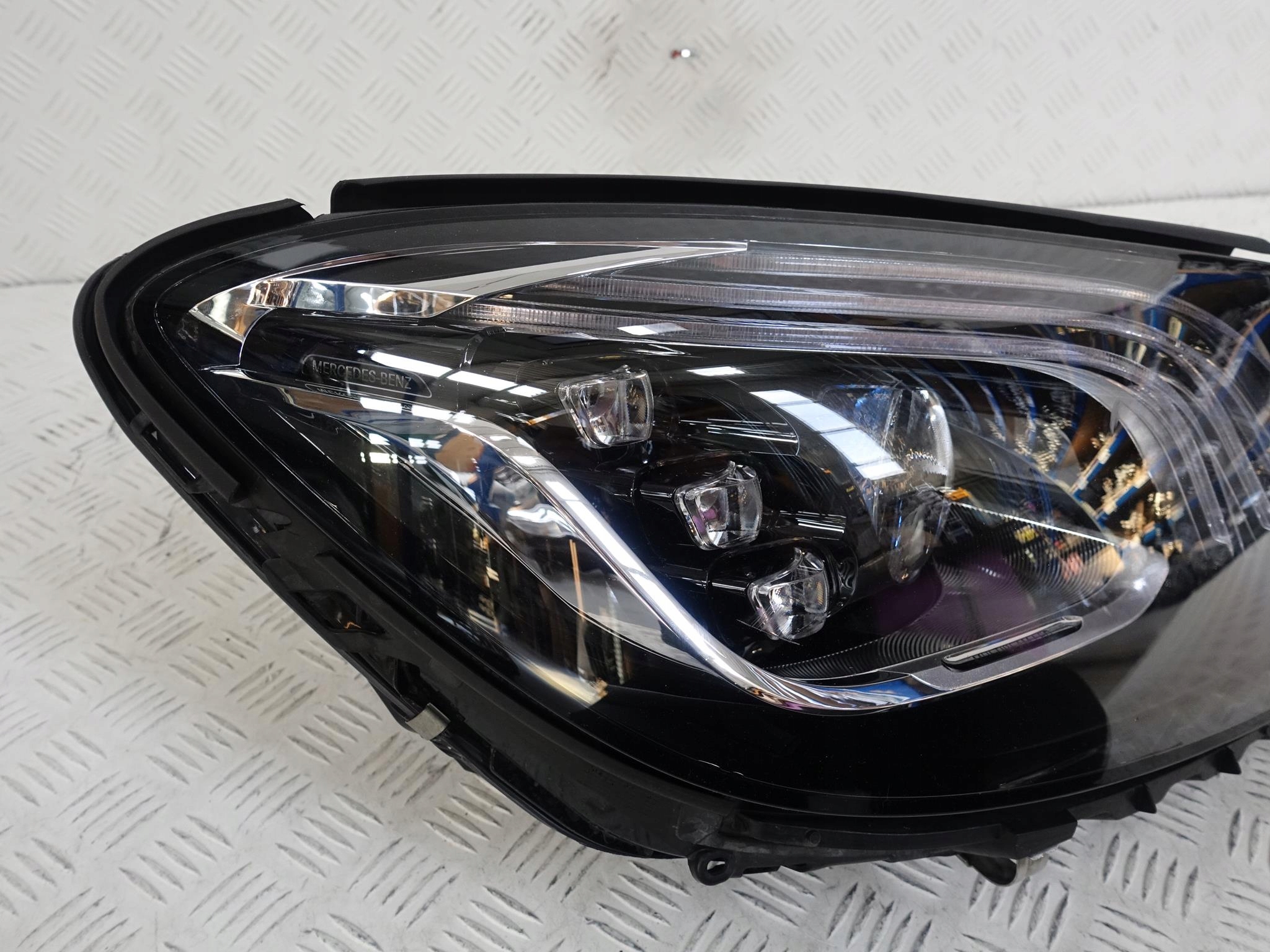 S-KLASA W222 MOPF LIFT 17- LED MULTIBEAM front EU