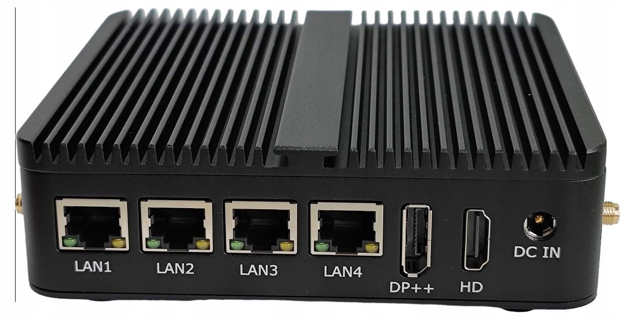 Przemysłowy mini PC fanless M4 4x LAN COM DP ruter Pfsense VPN Firewall Model procesora J6426