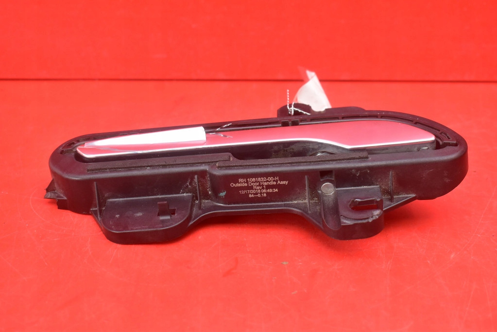 handle right front front CHROM 1081832-00-H TESLA MODEL 3 17-21