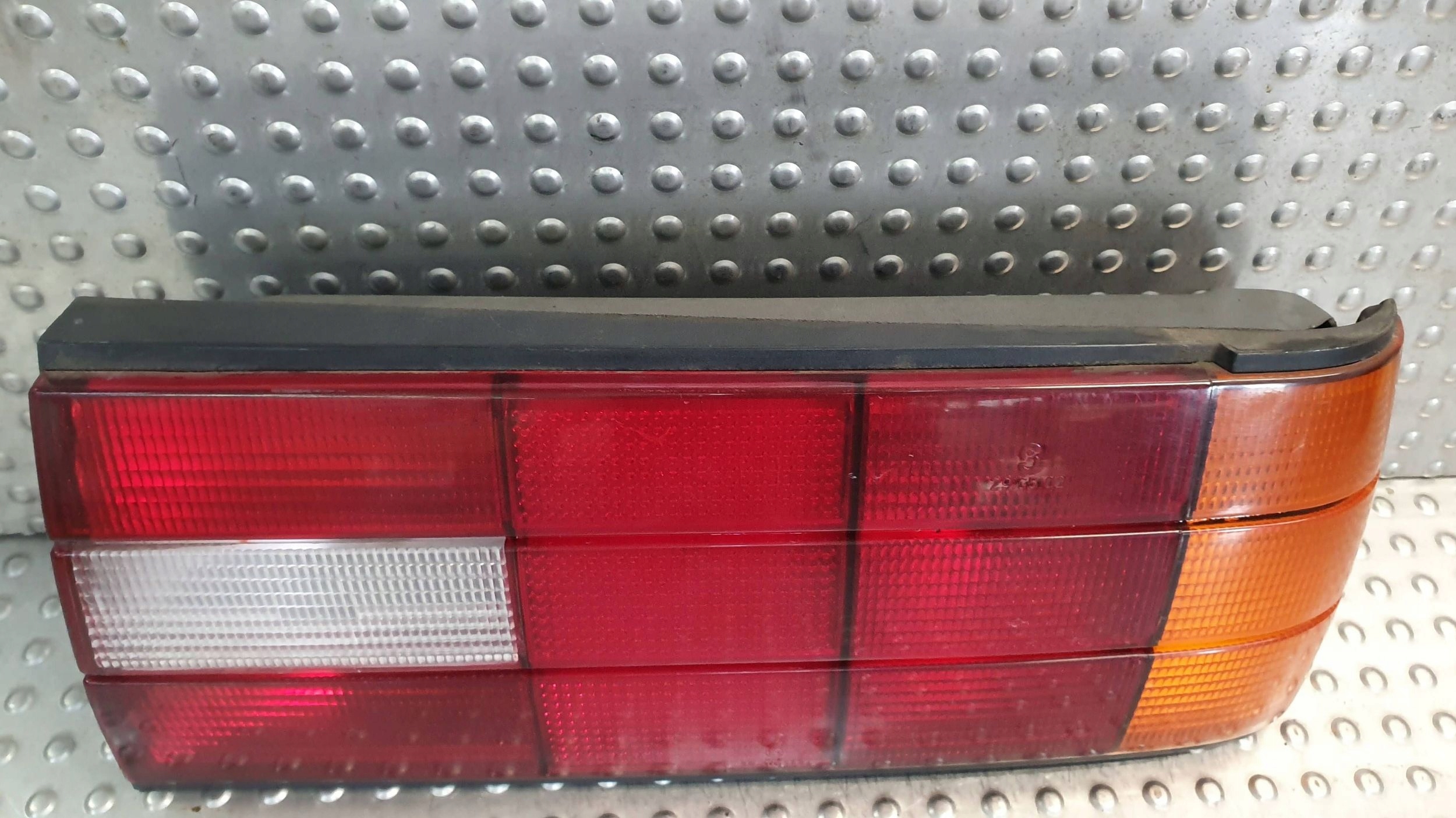 light rear part right BMW 3 E30 1386938 82