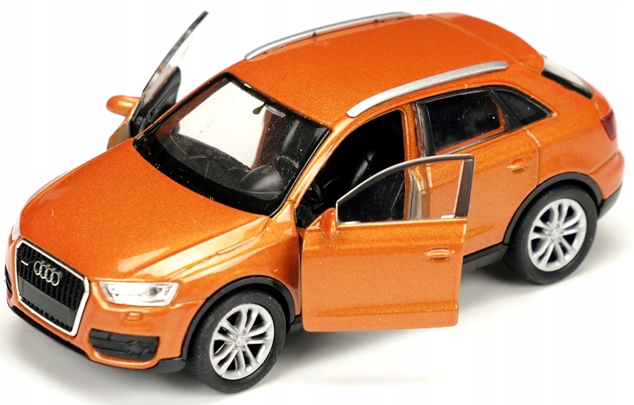 WELLY METALOWE AUTO SAMOCHÓD AUDI Q3 OTW.DRZWI SUV