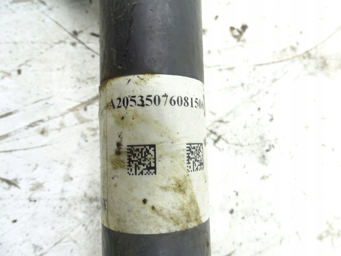 semi-axis left rear part left rear MERCEDES C W205 2.2 CDI A2053507608