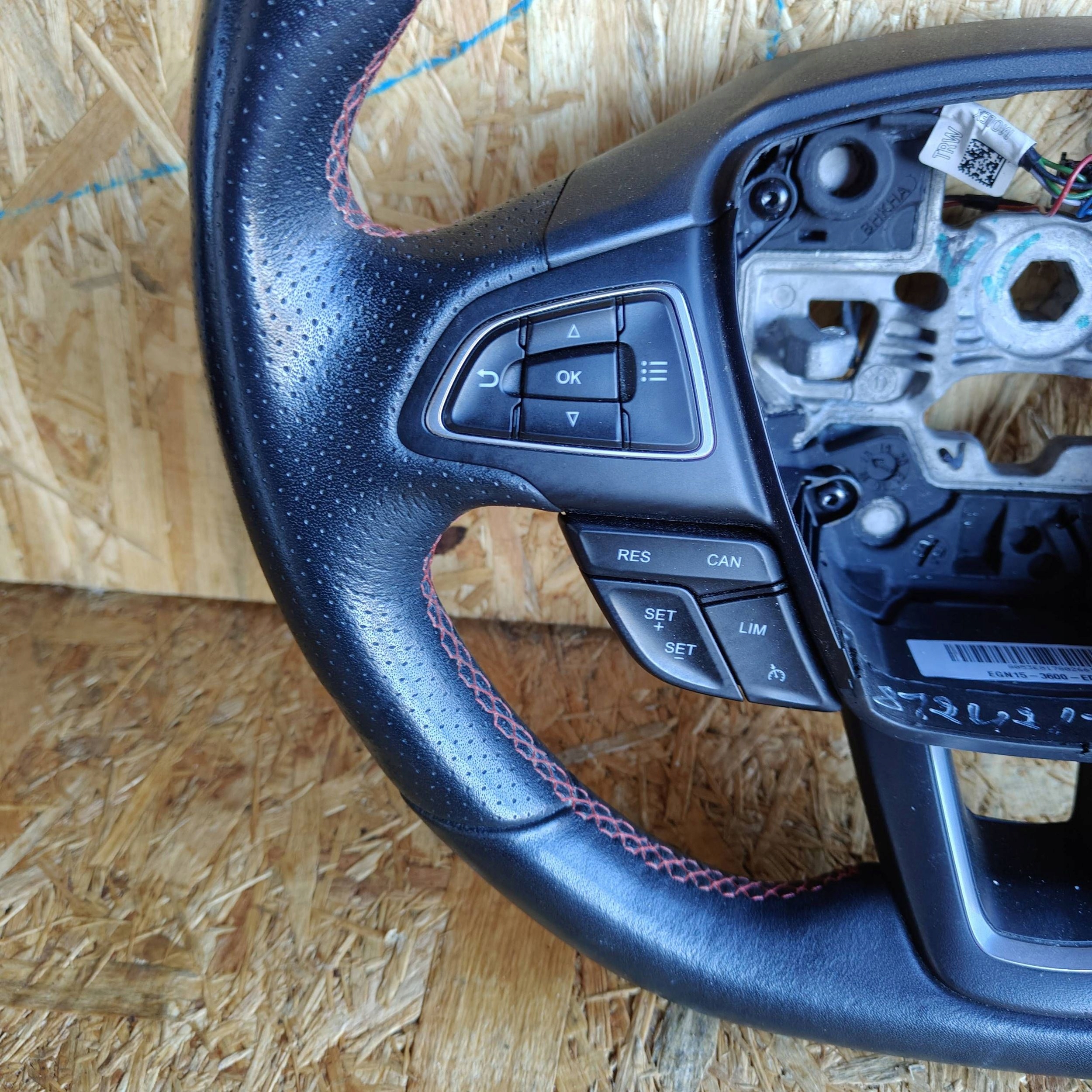 lenkrad Ford Ecosport EGN153600