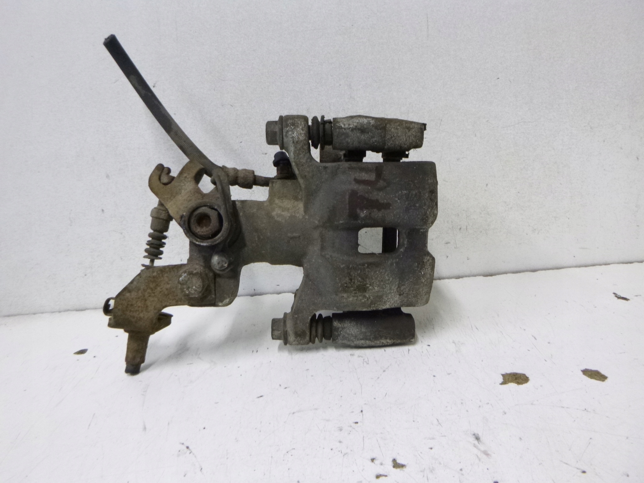 caliper brake rear part left Mazda 6 GG GY 2003r.