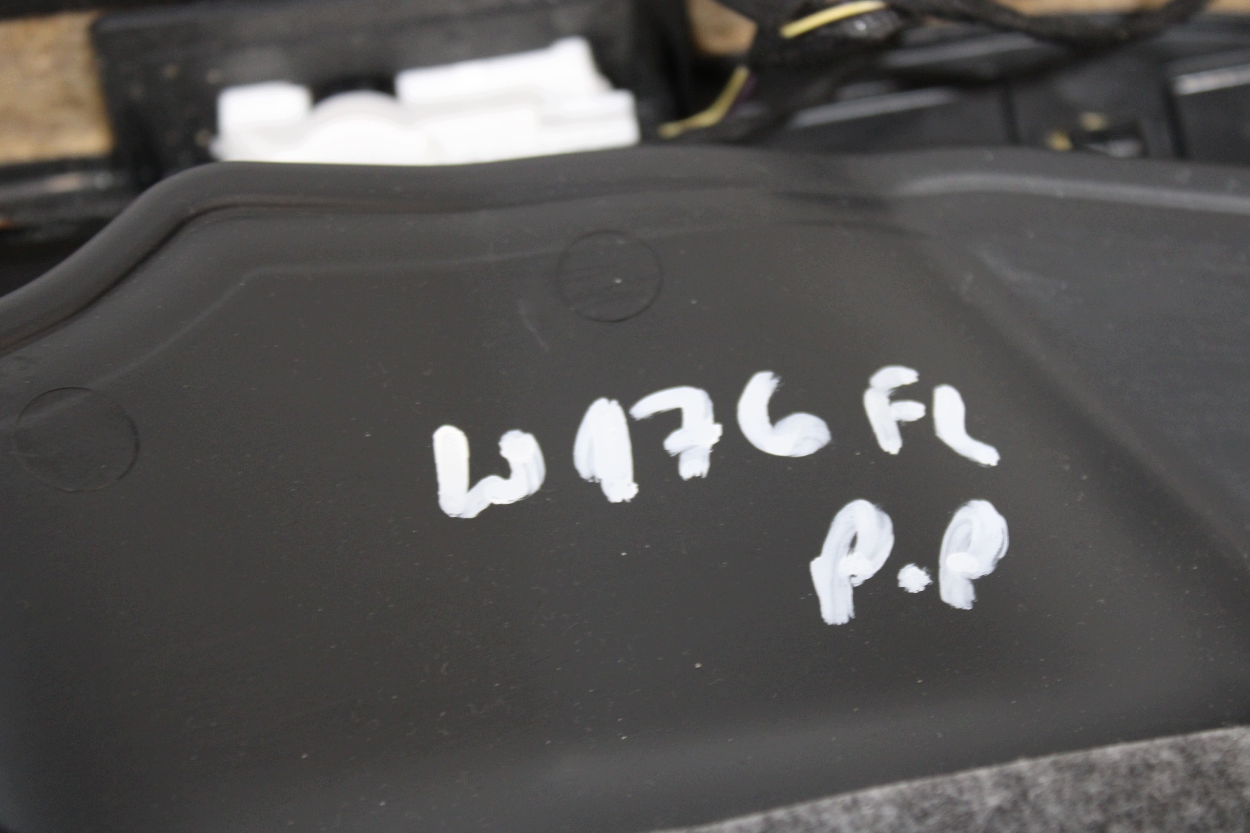 upholstery side door right front MERCEDES A-KLASA W176 LIFT