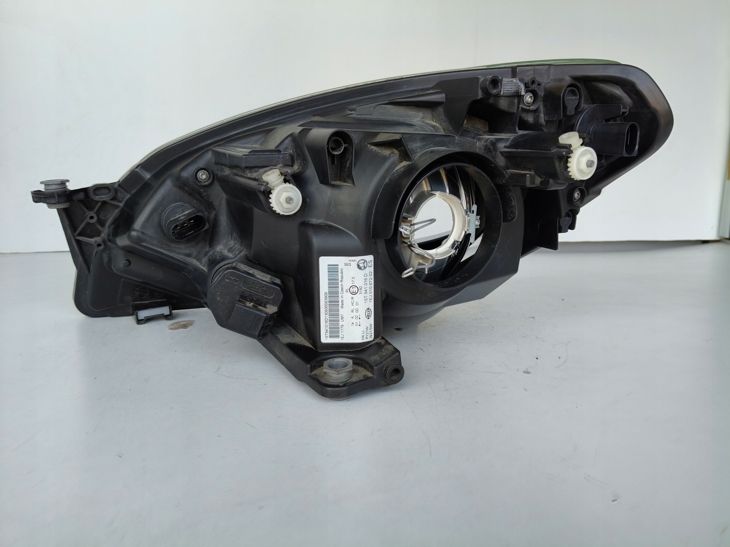 light right REFLEKTOR SKODA CITIGO 1ST 11-16